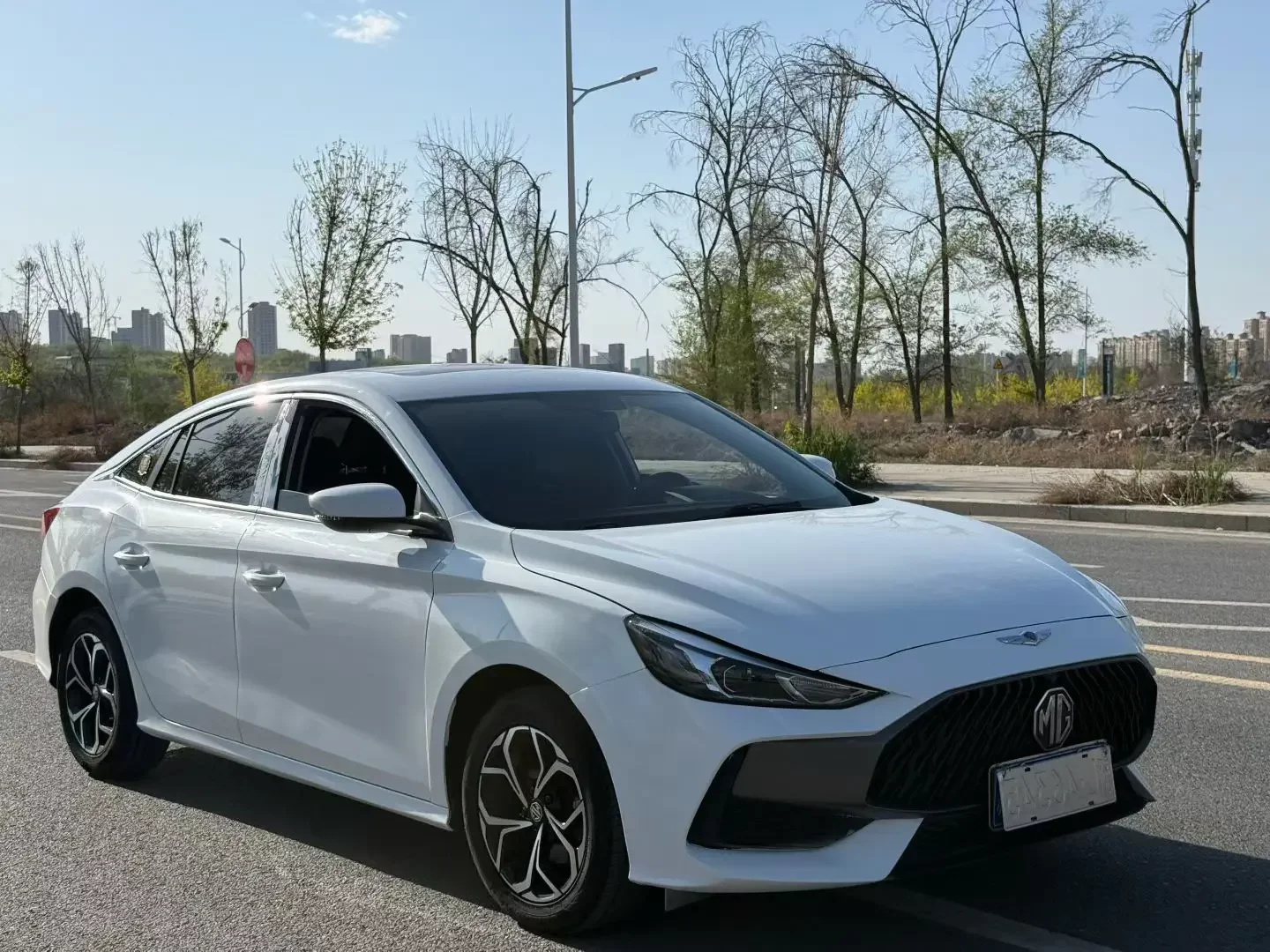 MG 5