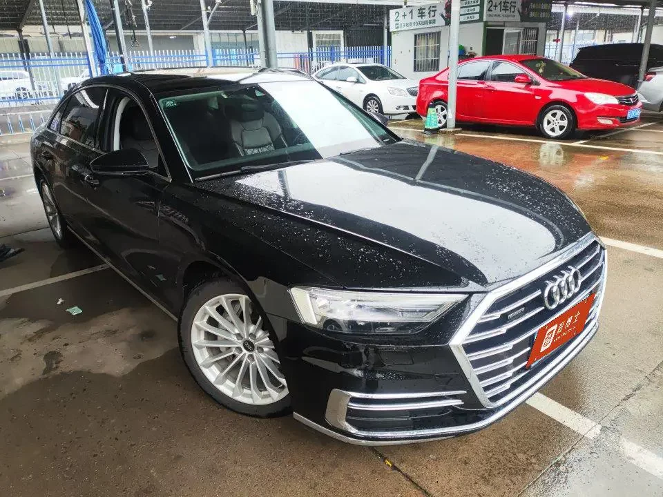 Audi A8