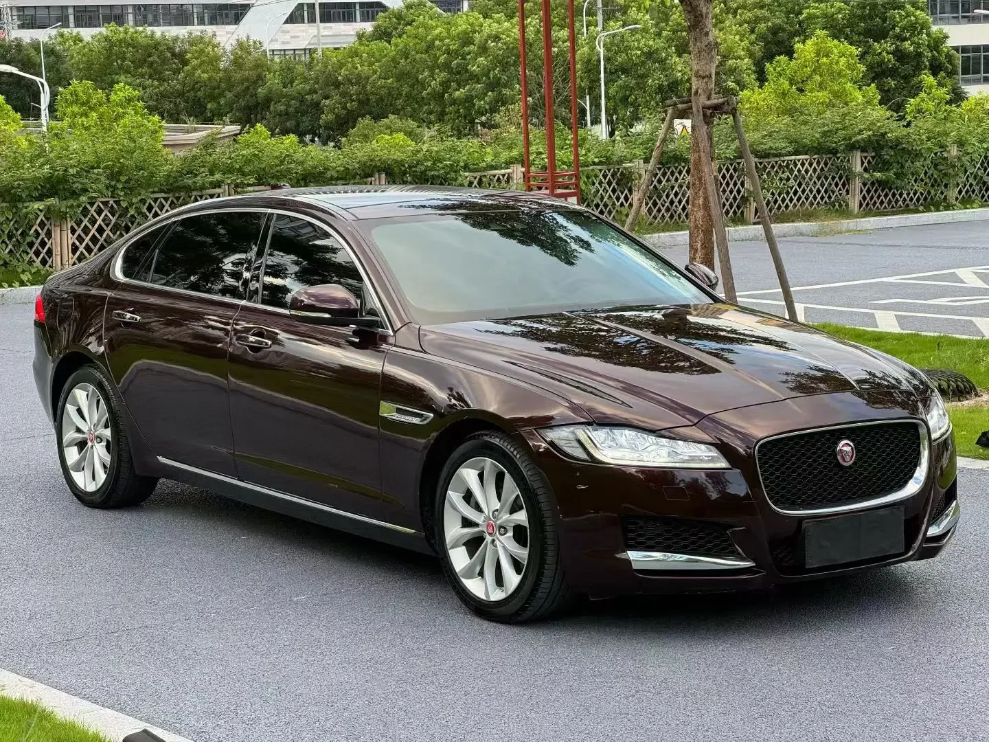 Jaguar XFL