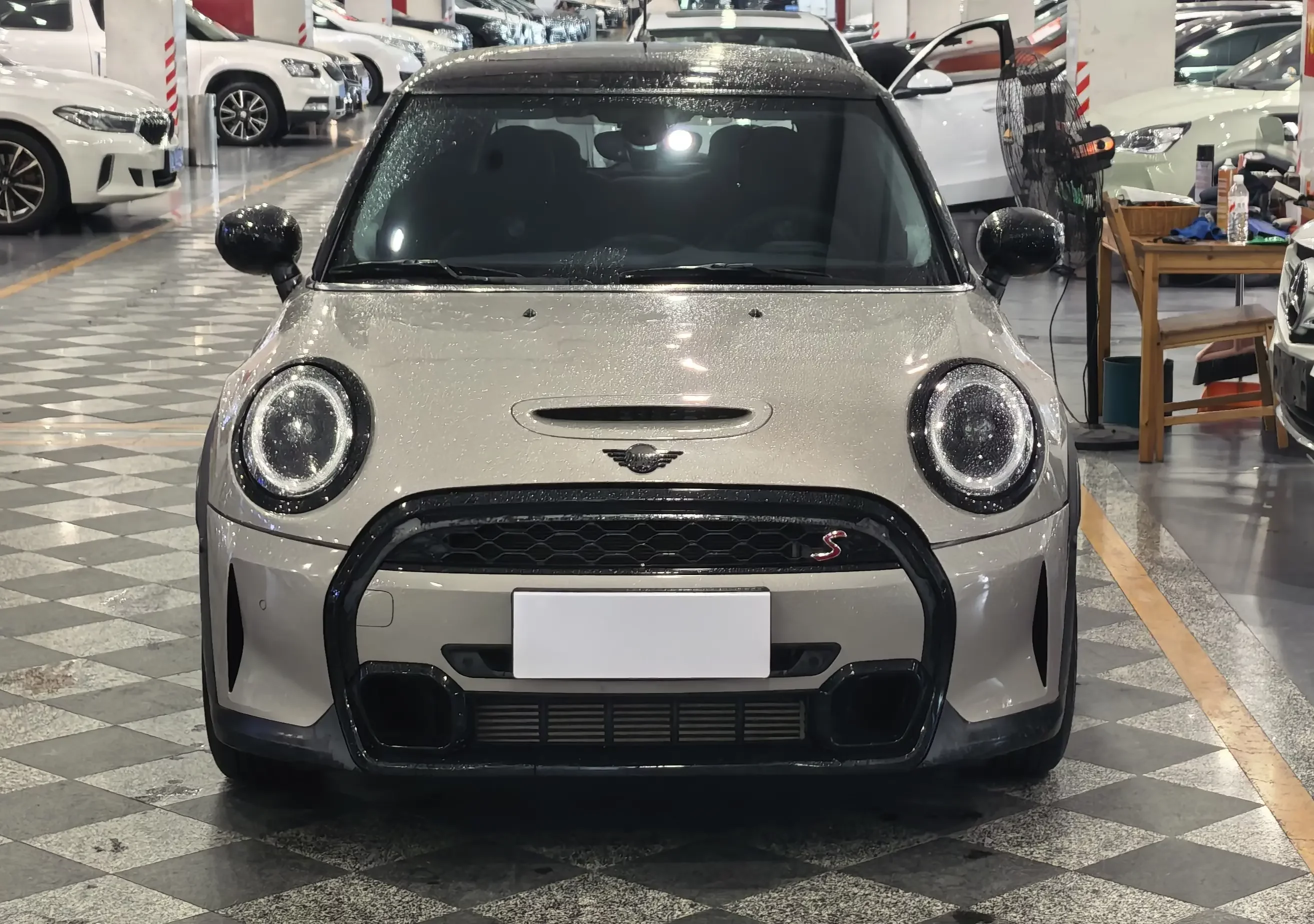 MINI 