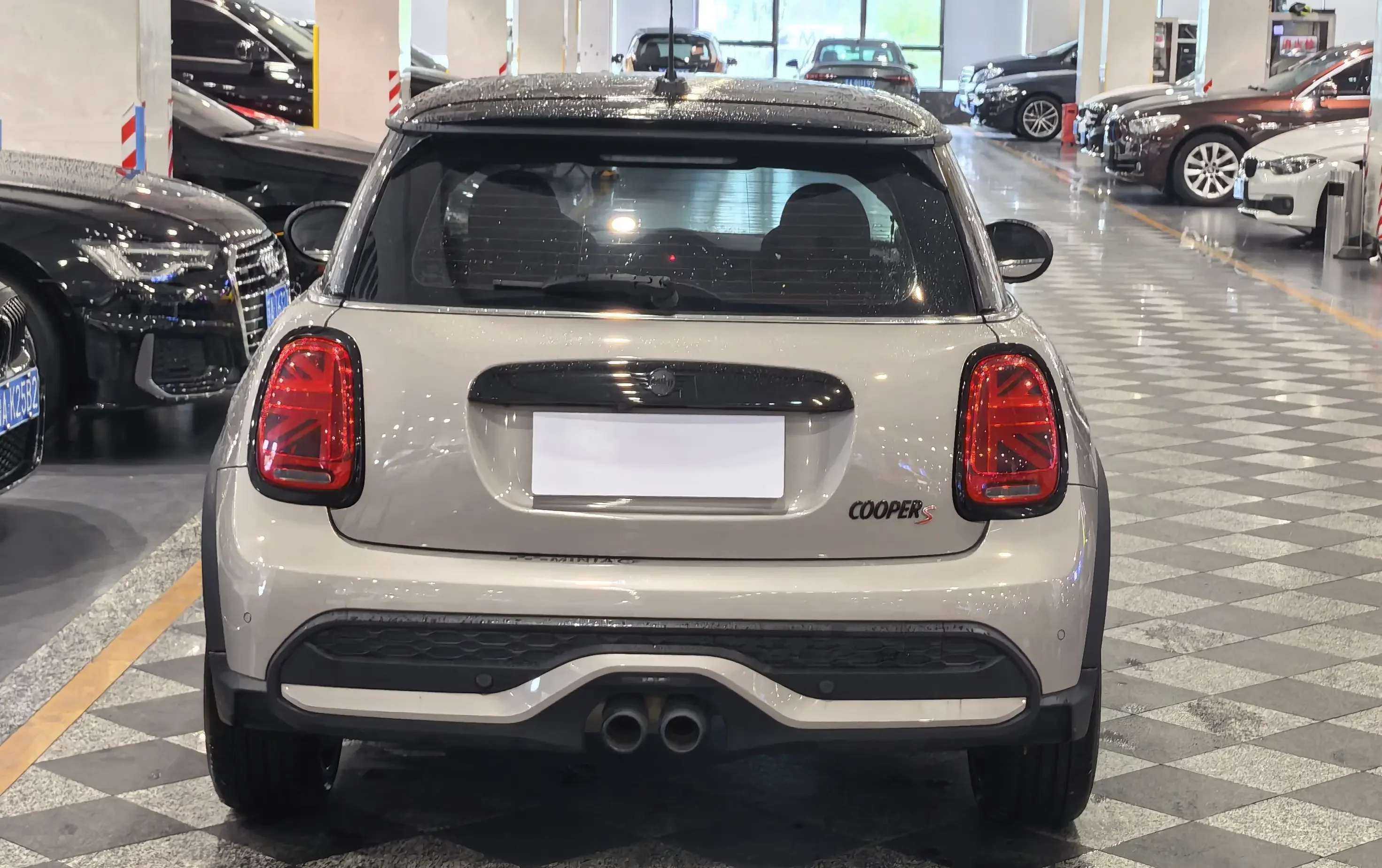 MINI 