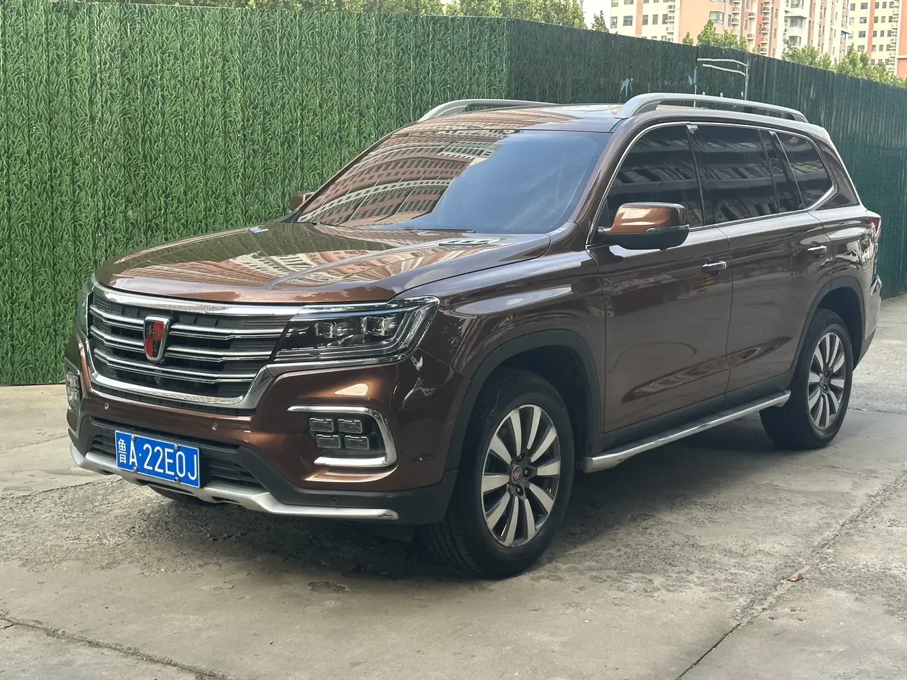Roewe RX8