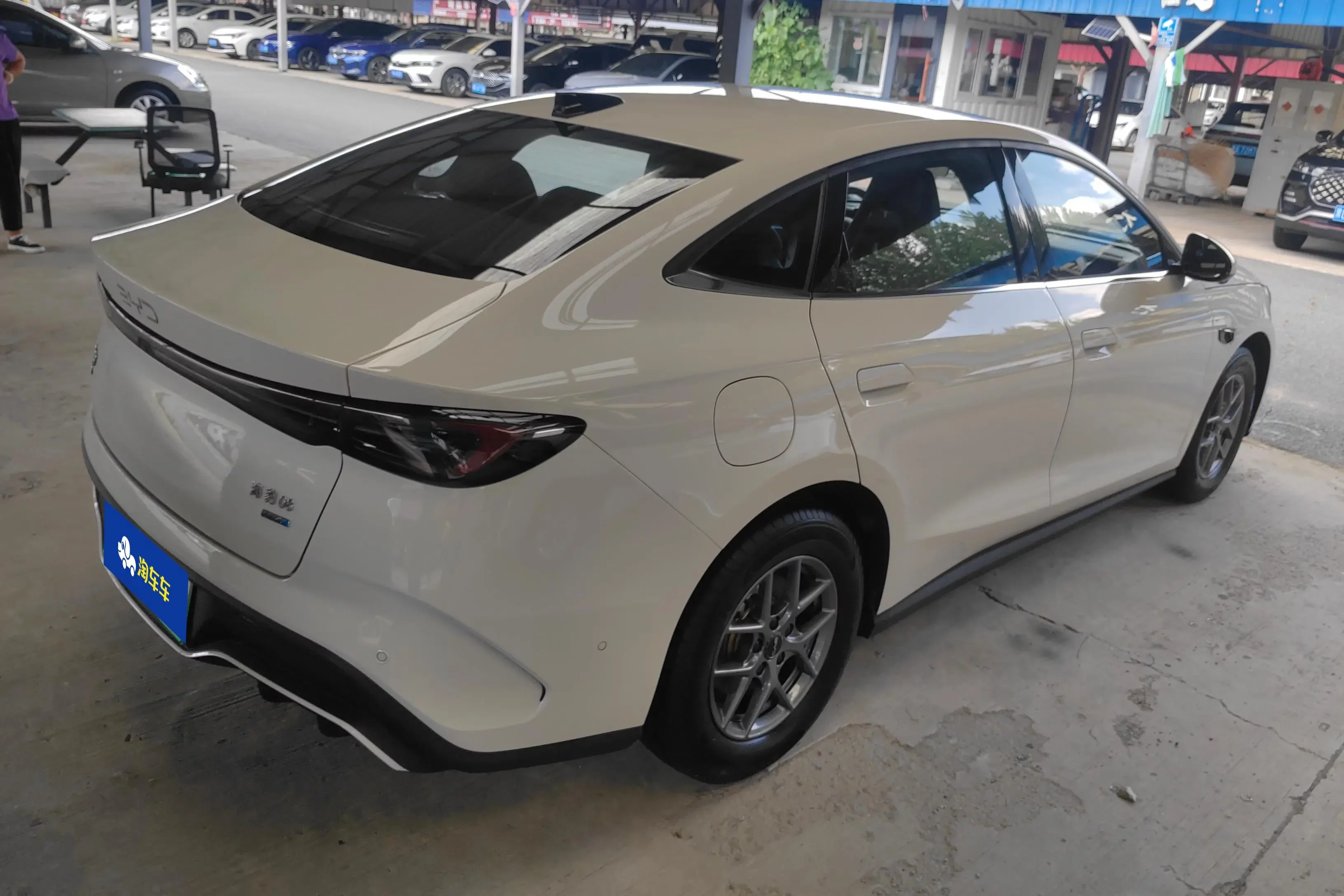 BYD Seal 06DM