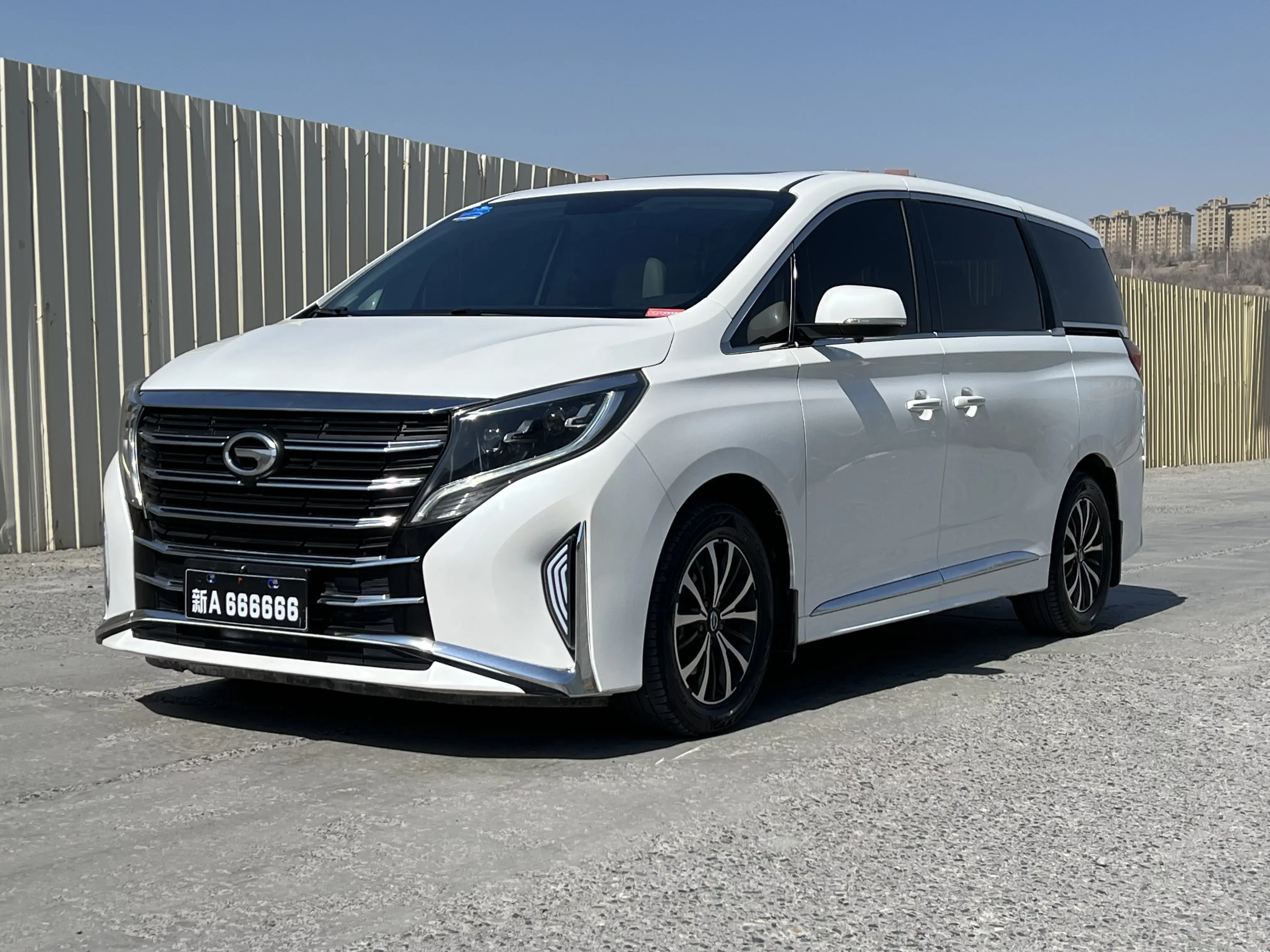 GAC Trumpchi M8