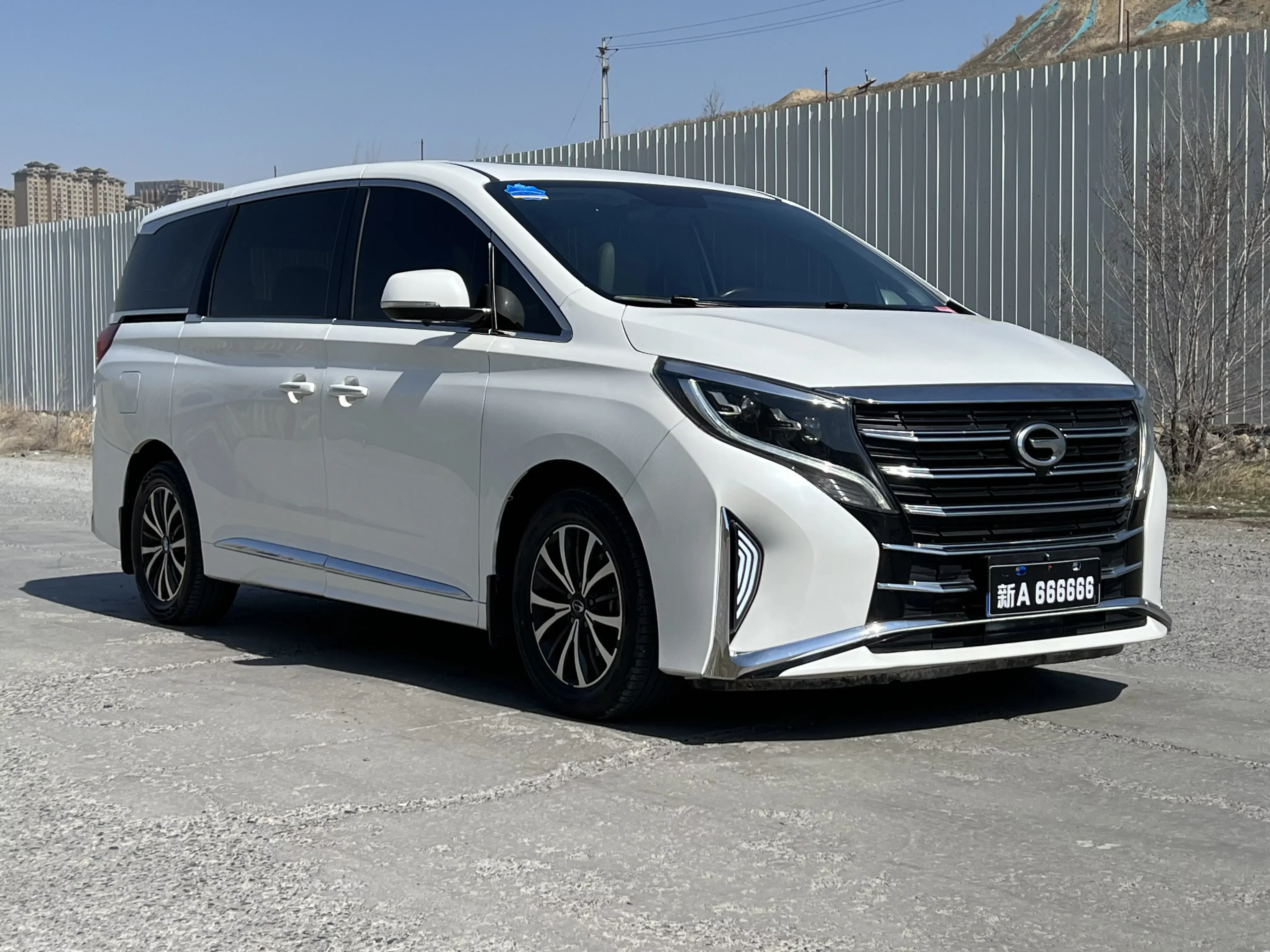 GAC Trumpchi M8