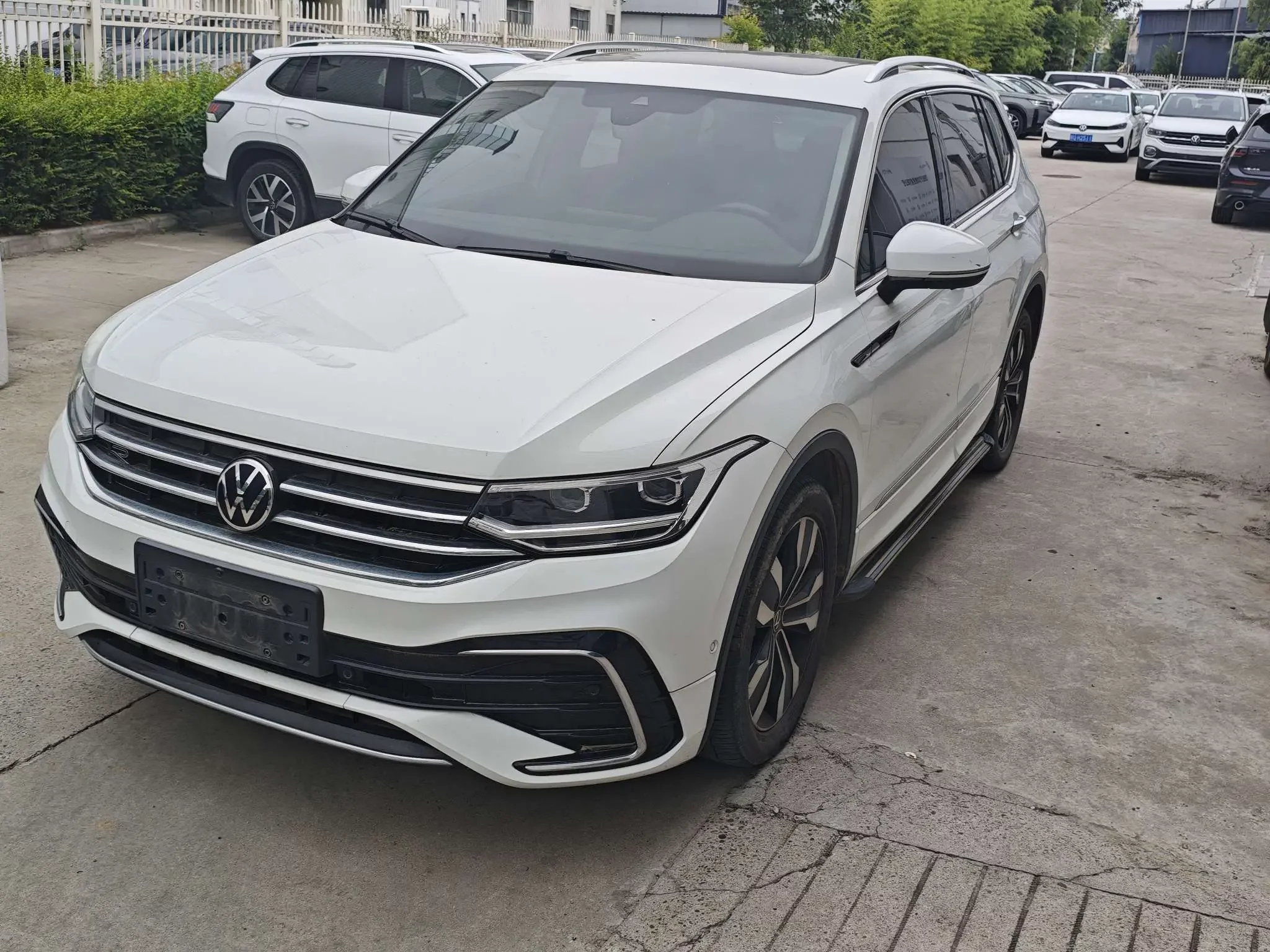 Volkswagen Tiguan L