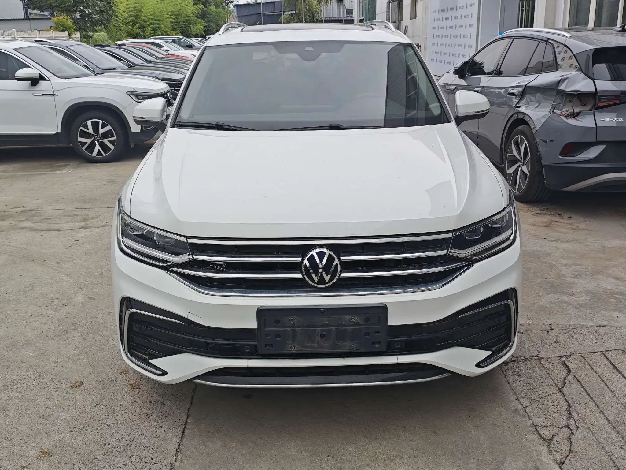 Volkswagen Tiguan L