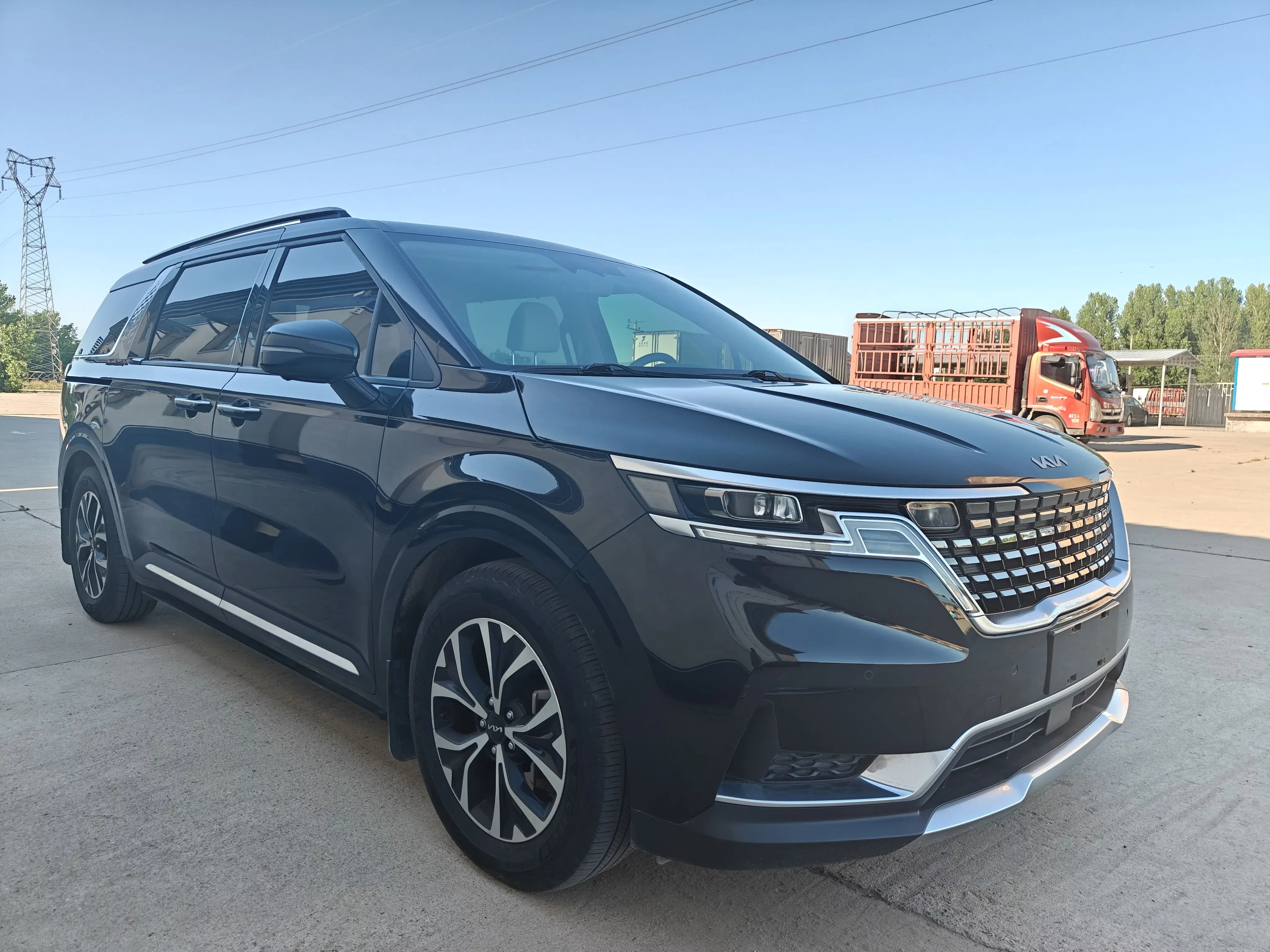 Kia Carnival