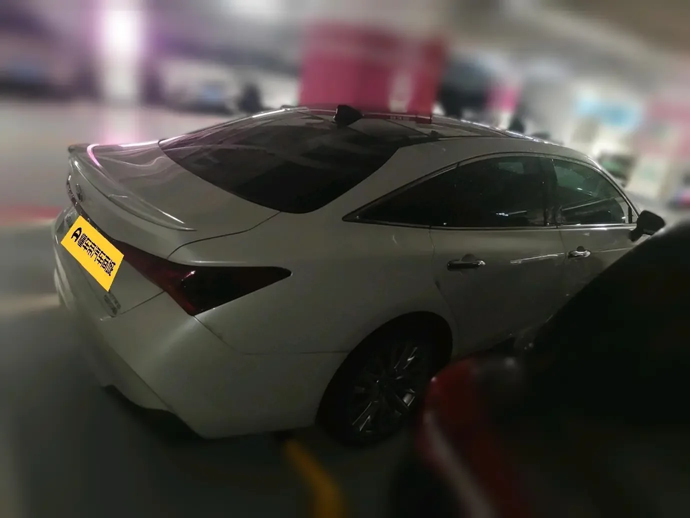 Toyota Avalon (asian dragon)