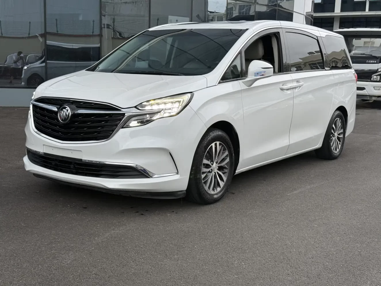 Buick GL8