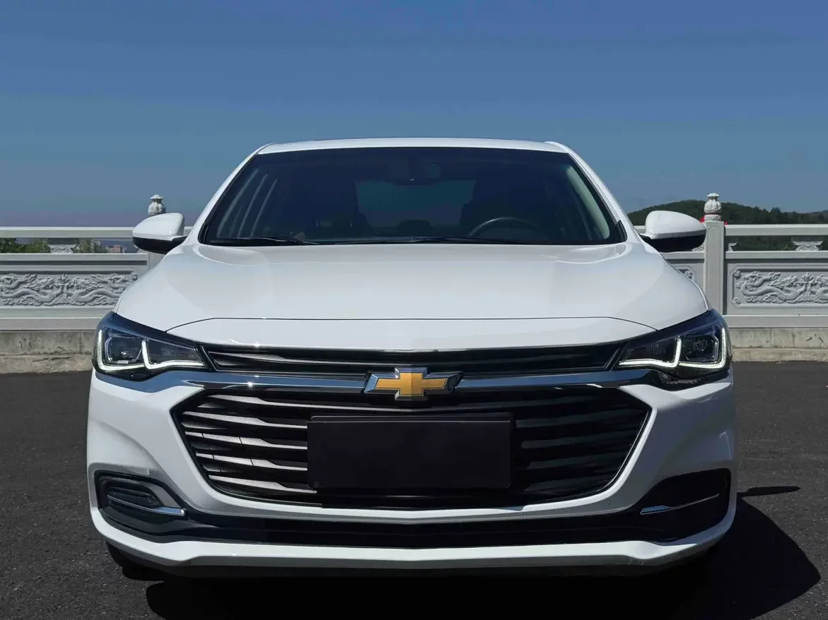 Chevrolet Monza (Cruze)