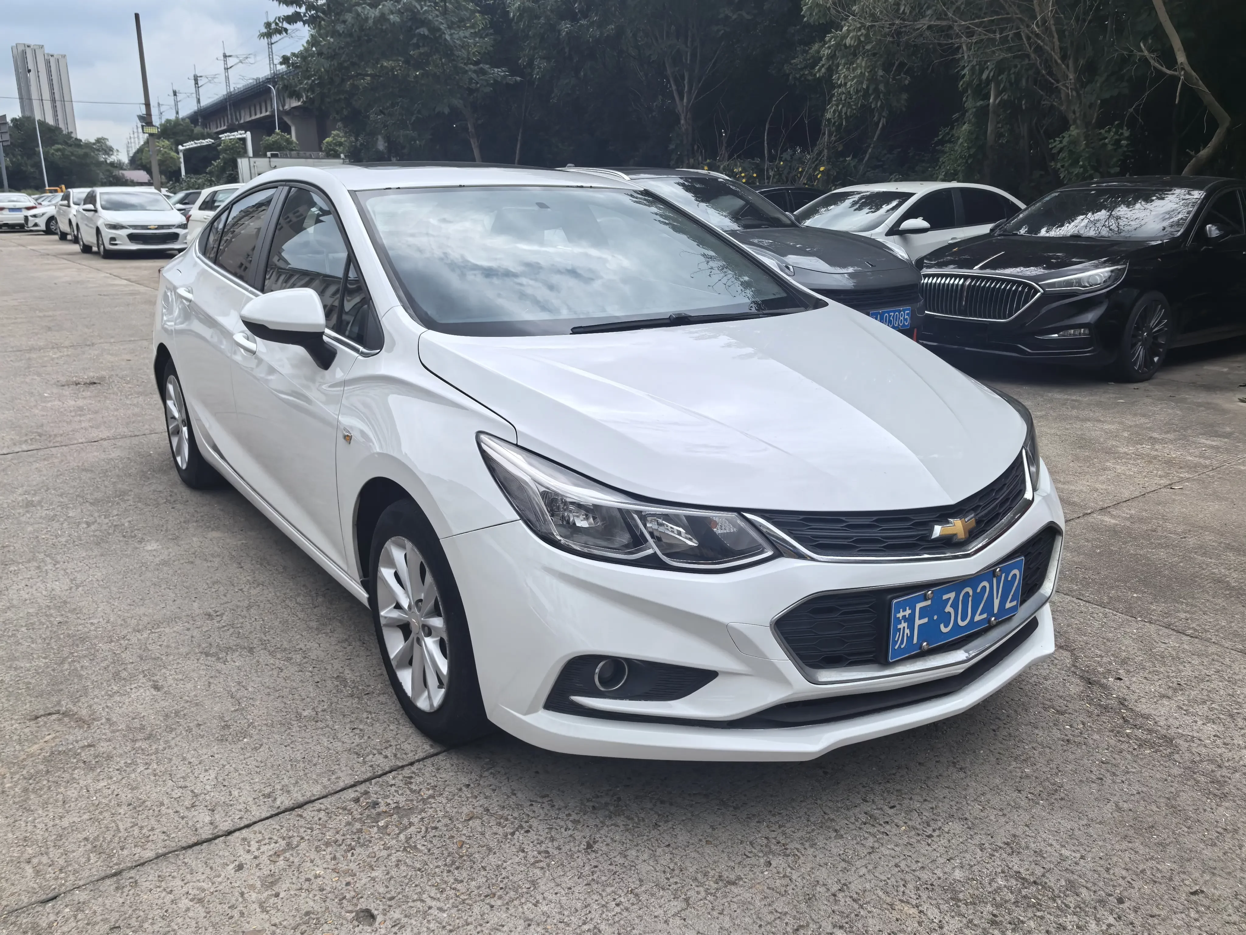 Chevrolet Monza (Cruze)