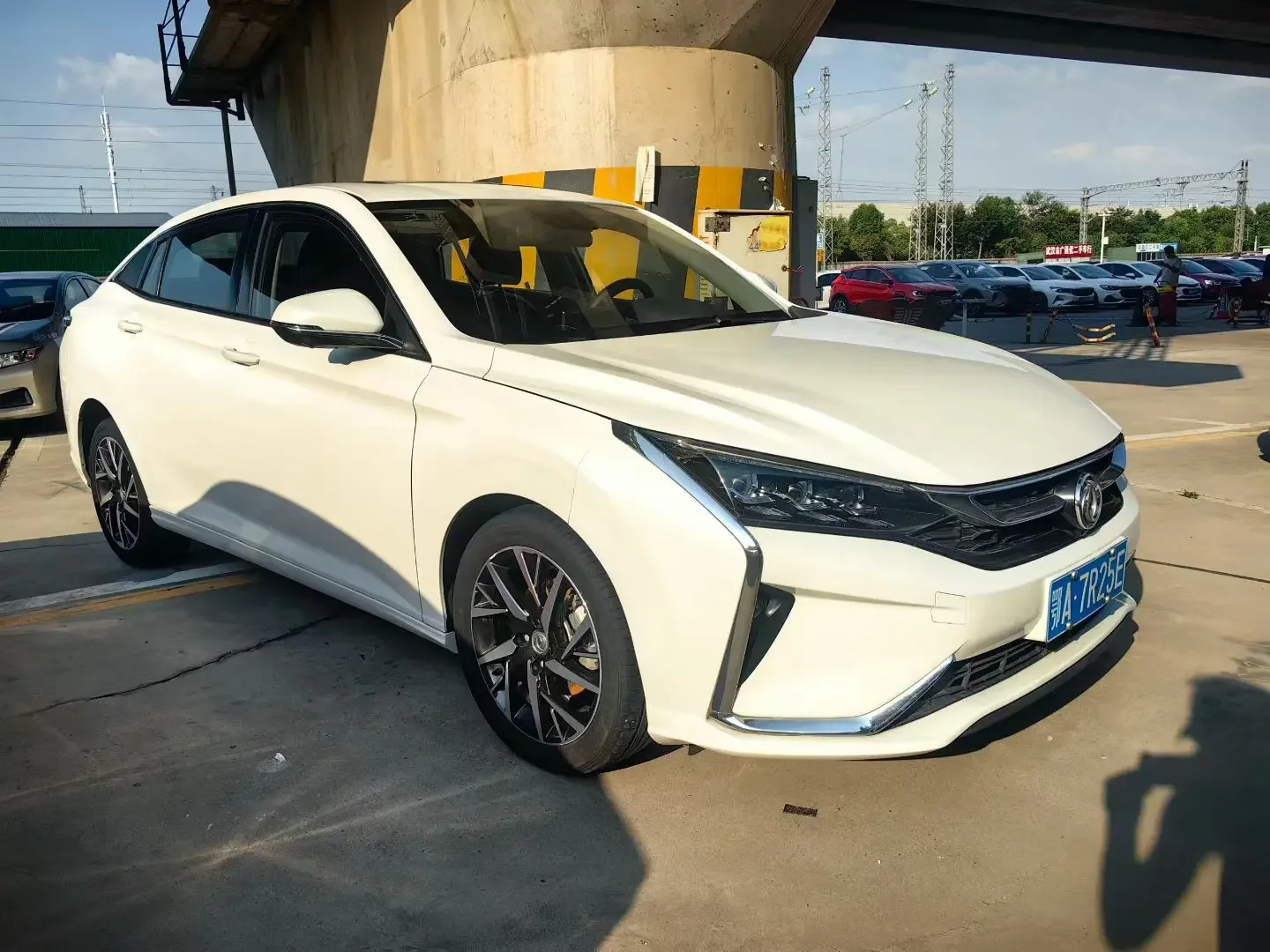 Dongfeng Yixuan