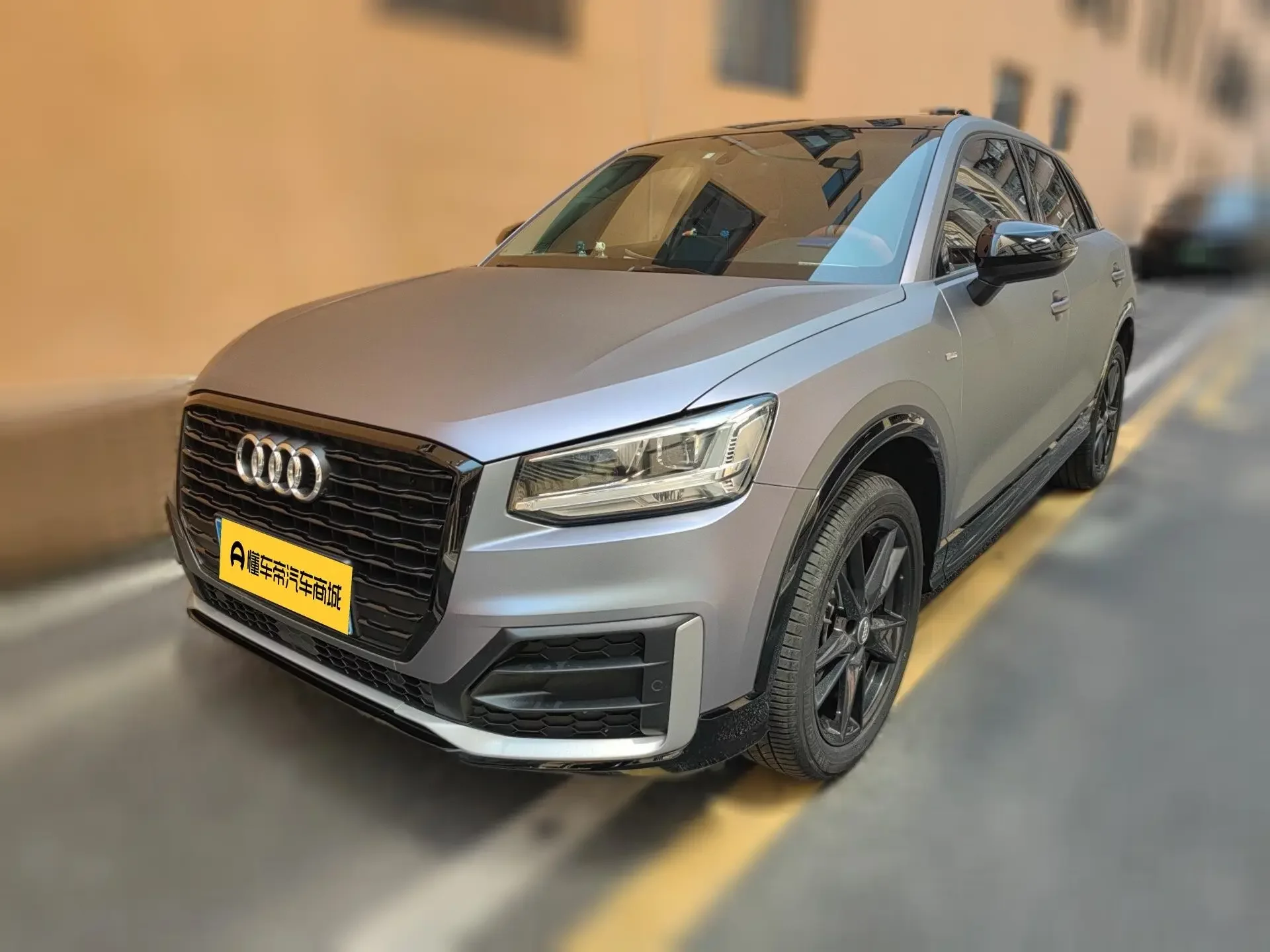 Audi Q2L