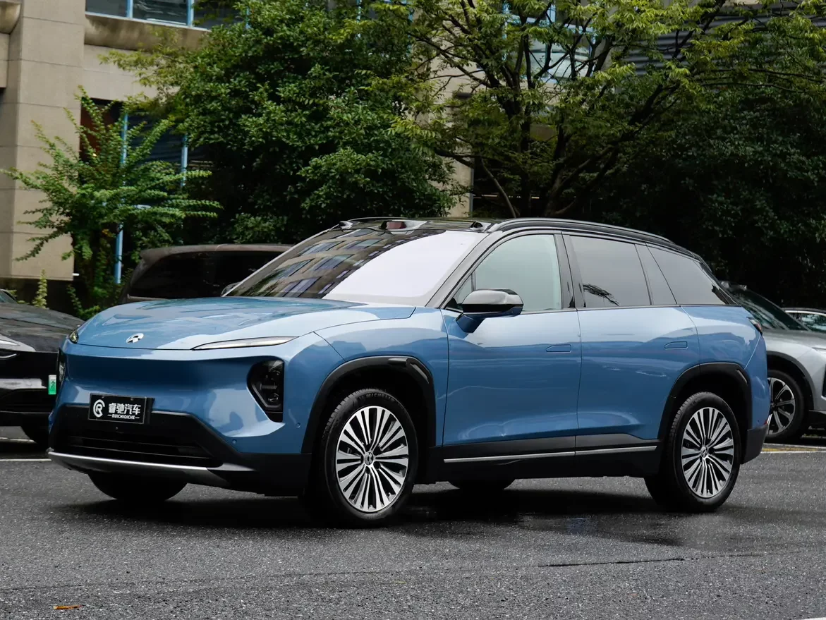NIO ES7
