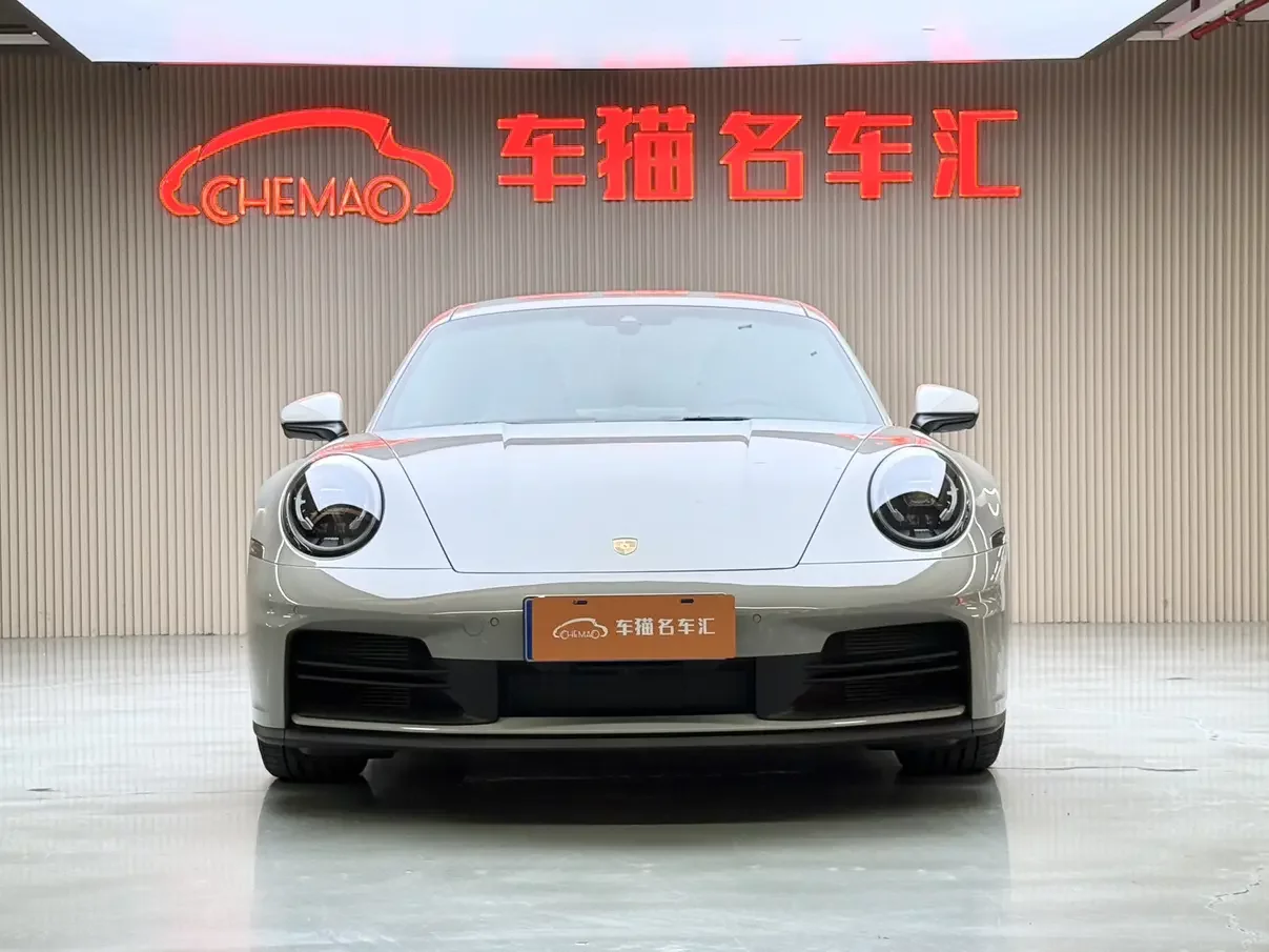 Porsche 911