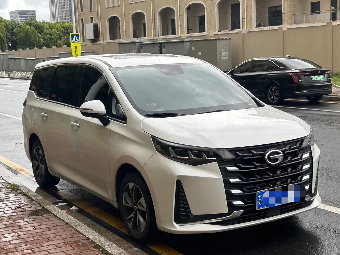 GAC Trumpchi M6