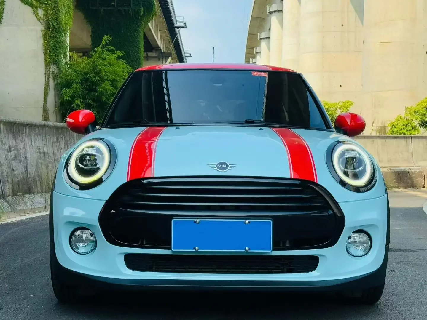 MINI 