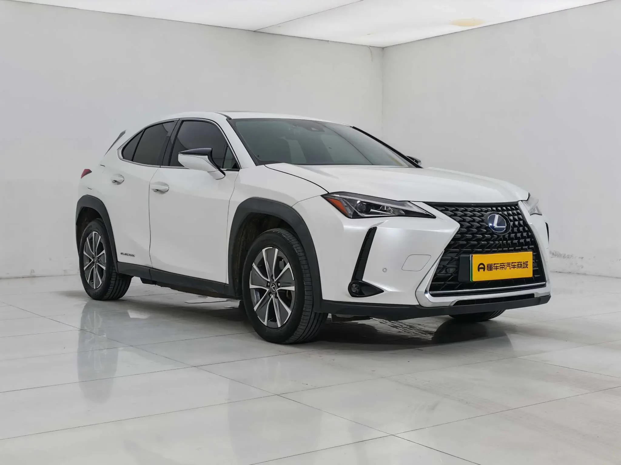 Lexus UX EV