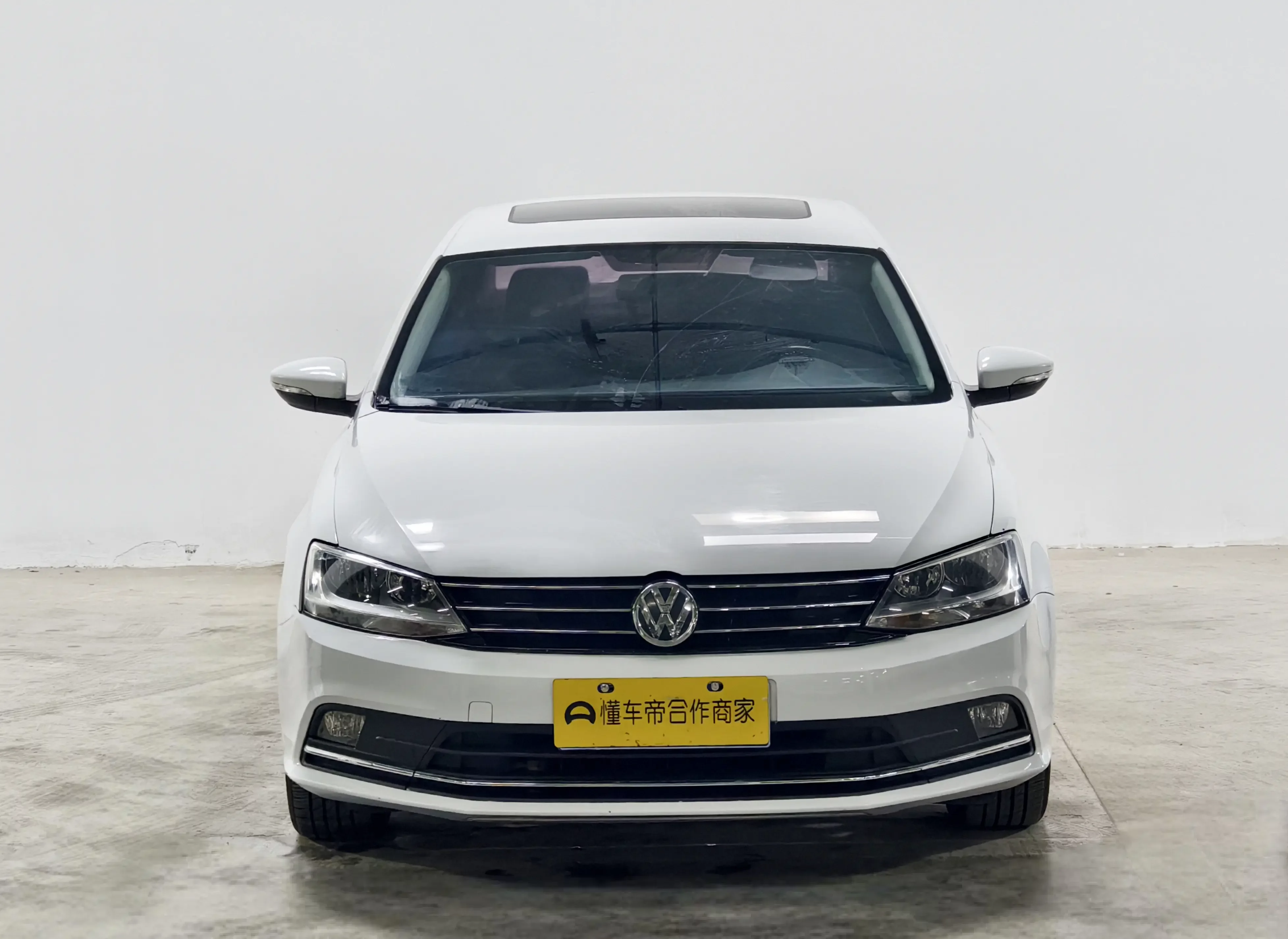 Volkswagen Sagitar