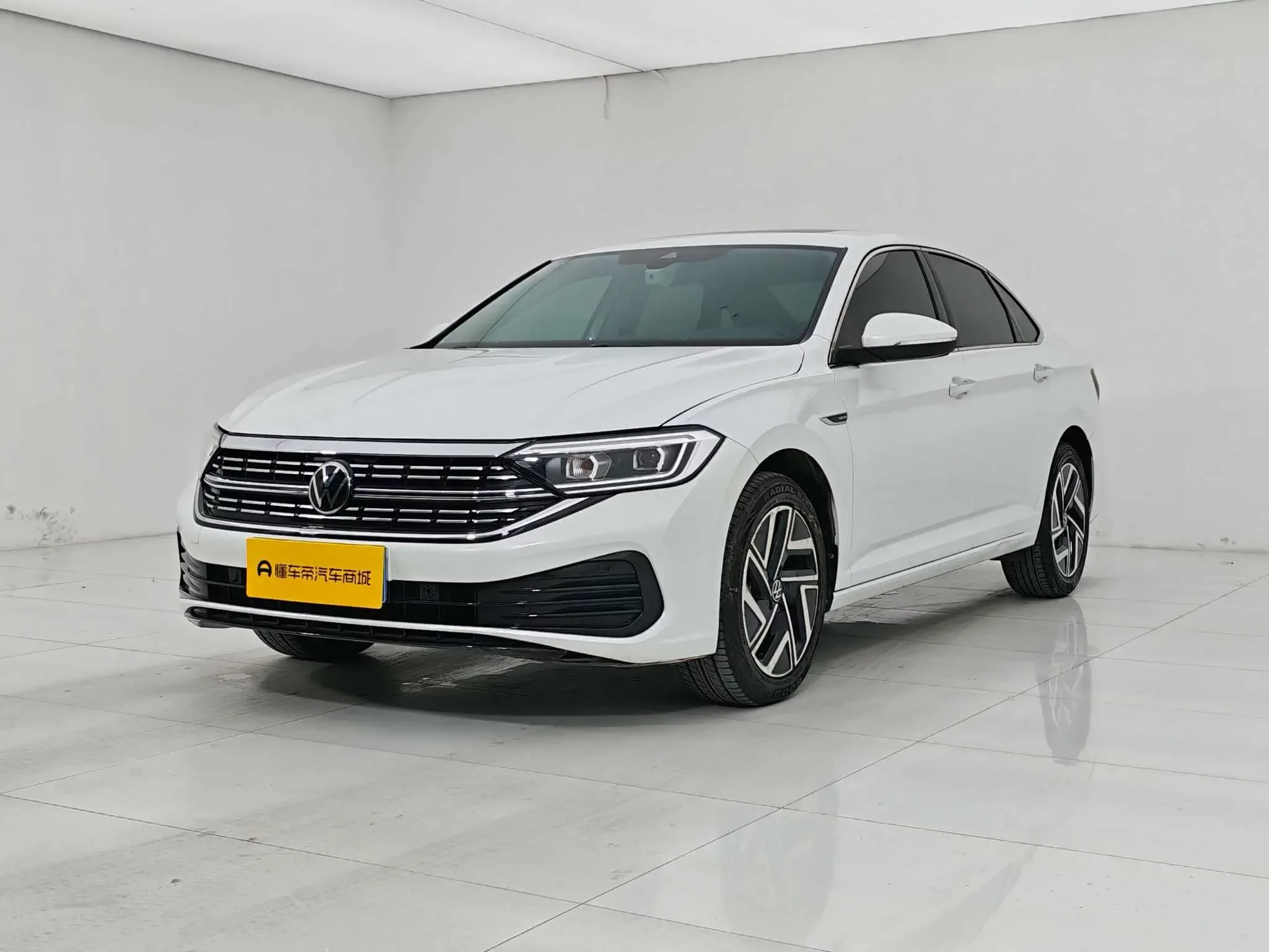 Volkswagen Sagitar