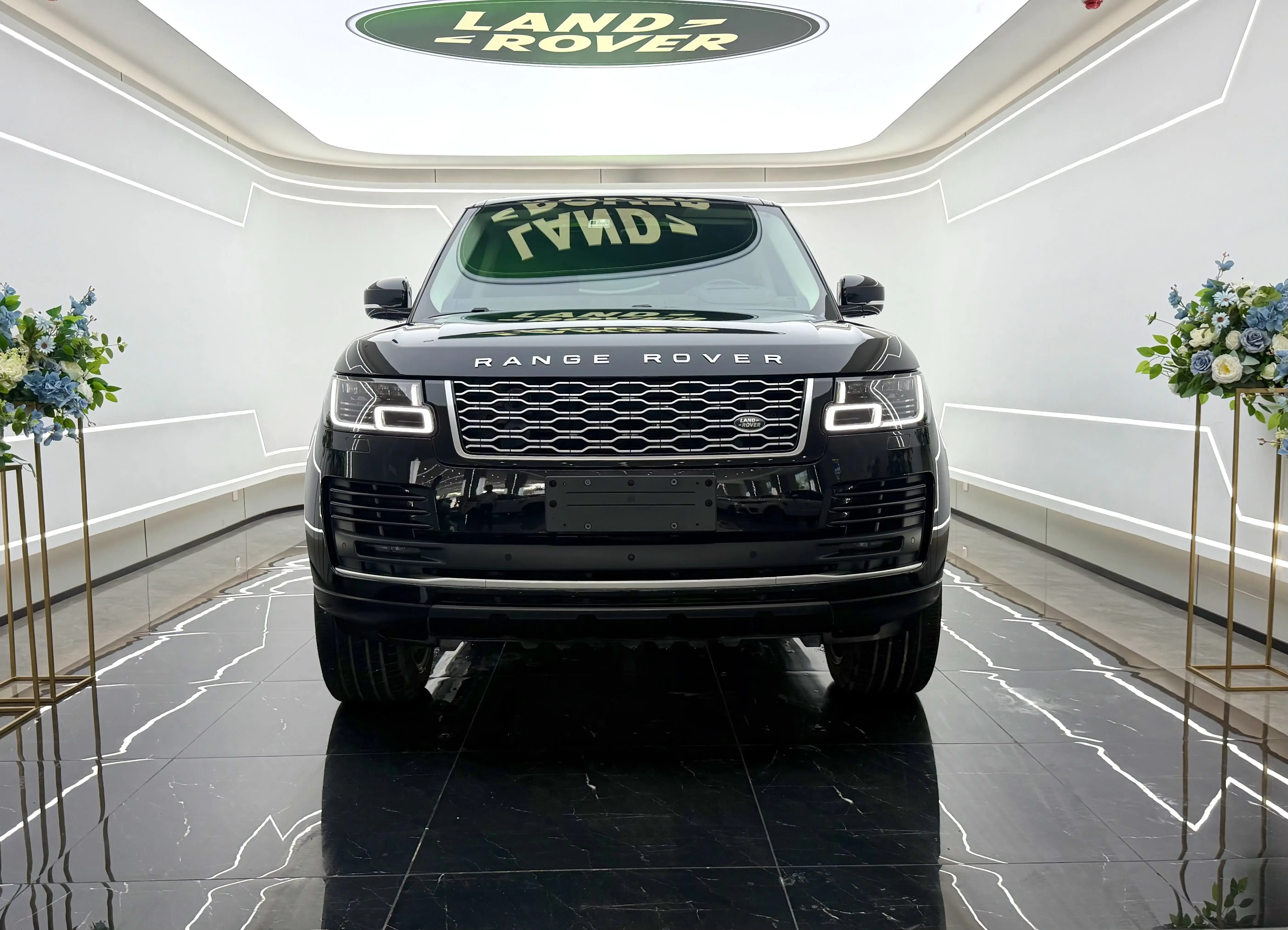 Land Rover range rover