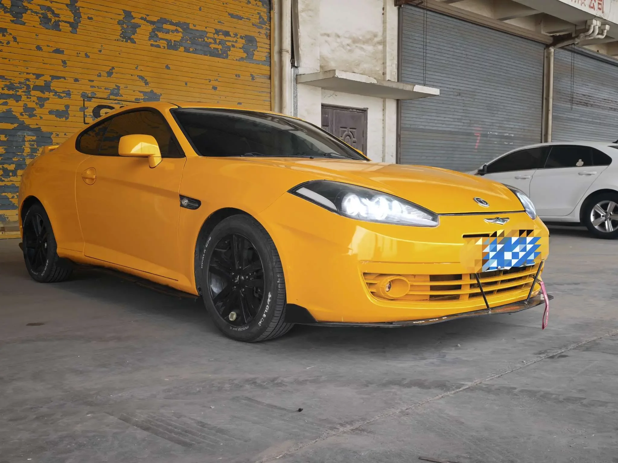 Hyundai Genesis-Coolpad