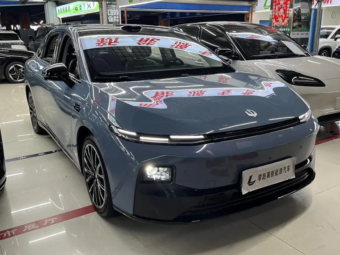 Leapmotor Leap running B01