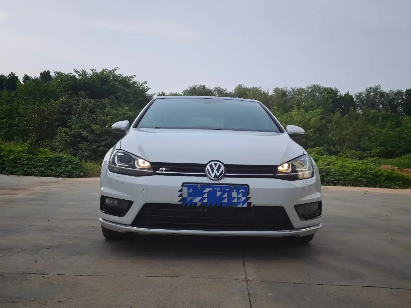 Volkswagen golf