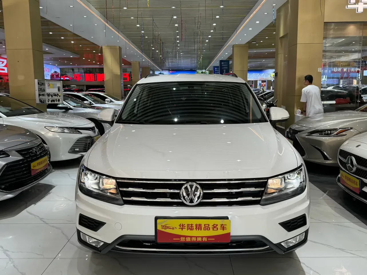 Volkswagen Tiguan L