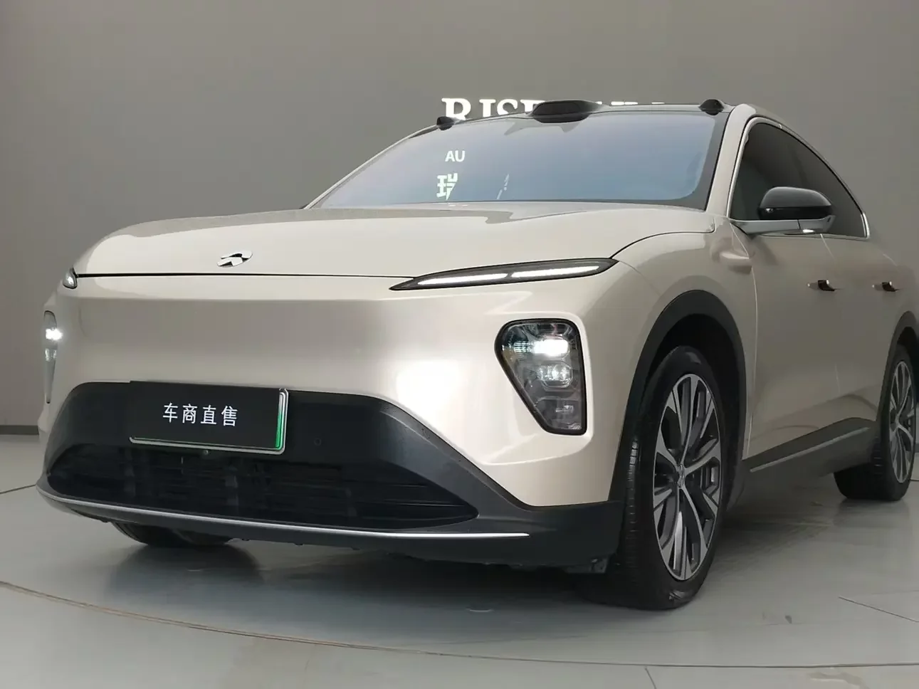NIO EC7
