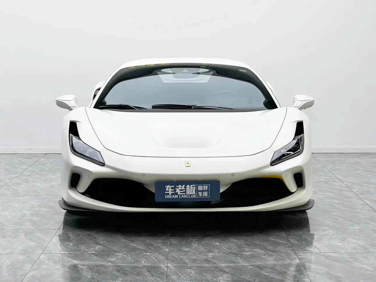 Ferrari F8
