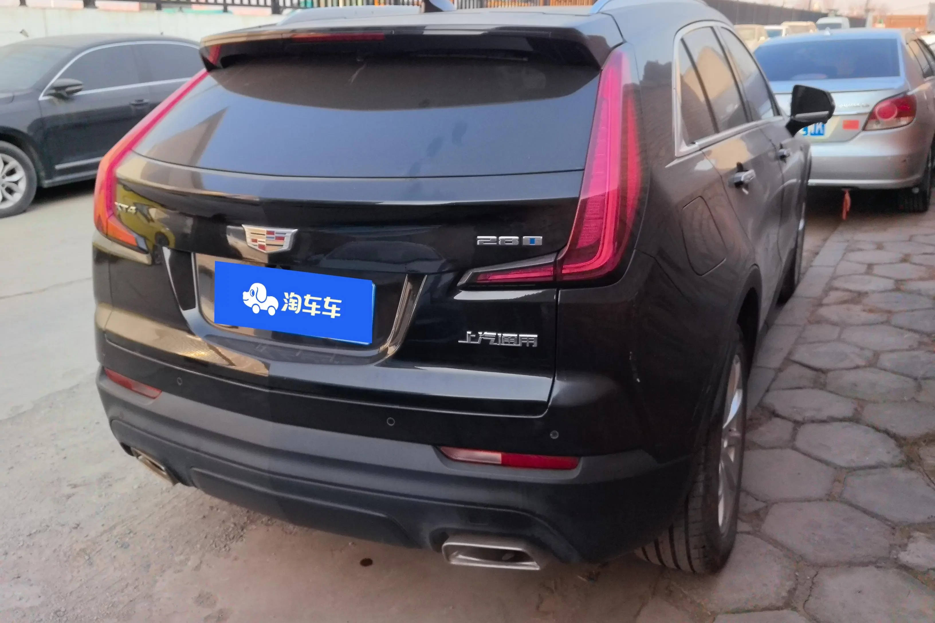 Cadillac XT4