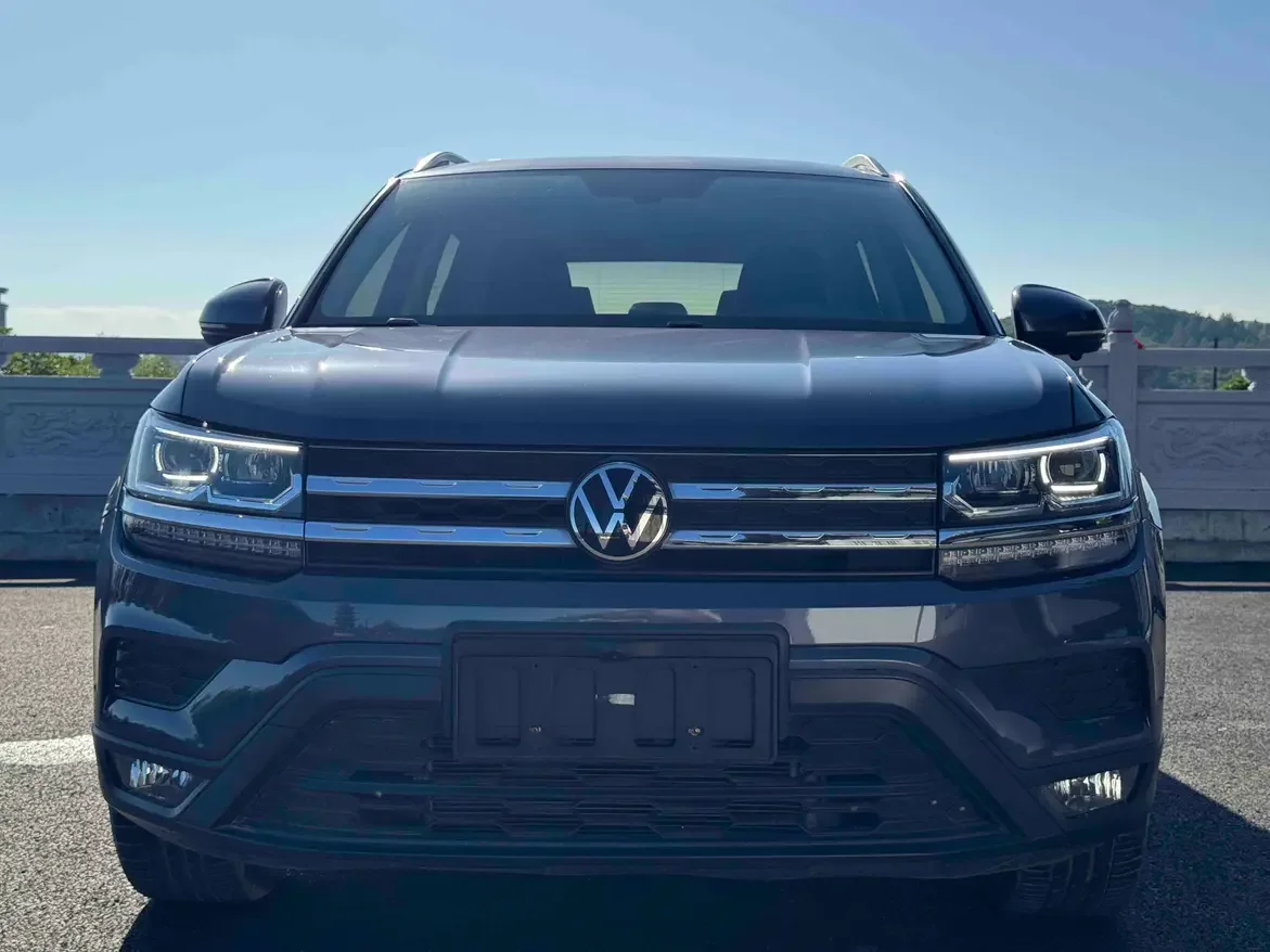 Volkswagen Tharu