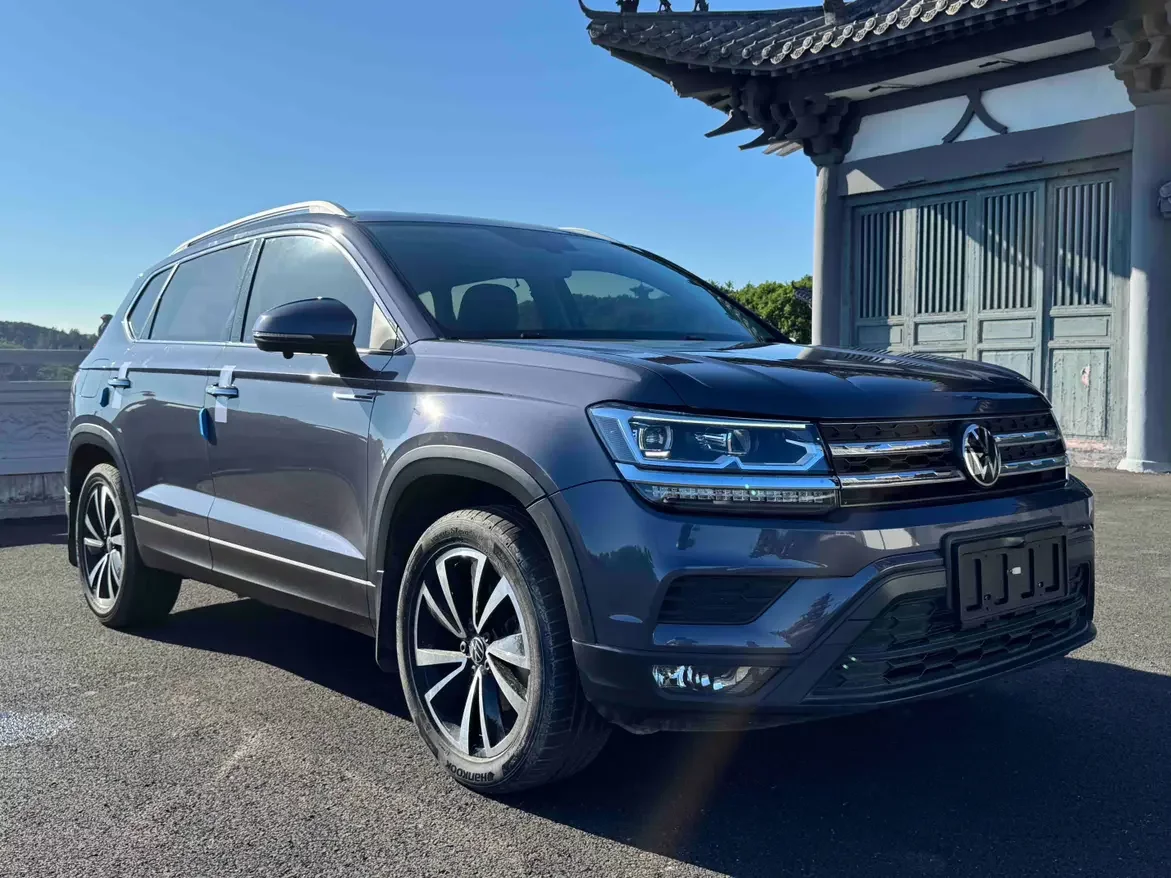 Volkswagen Tharu
