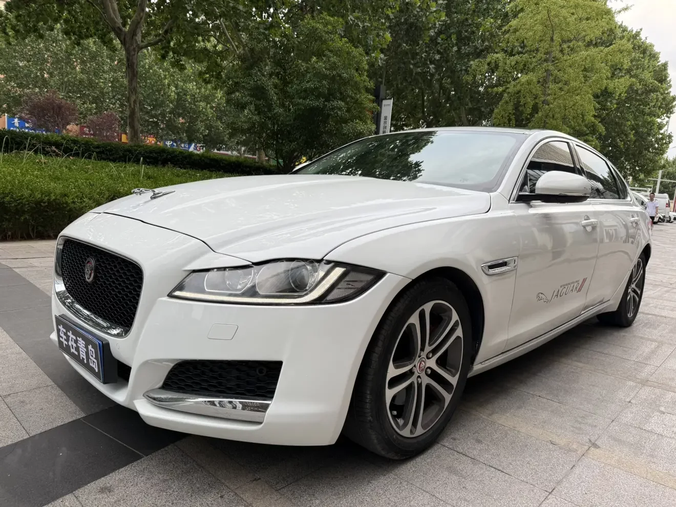 Jaguar XFL