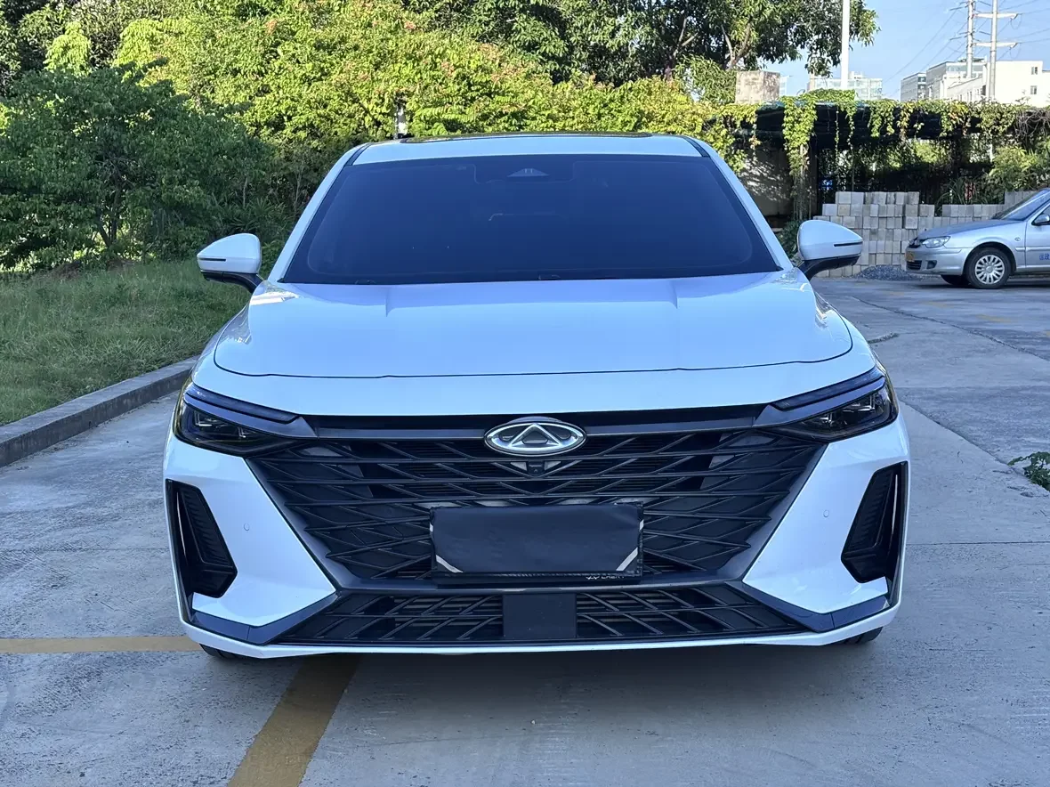 Chery Arrizo 8