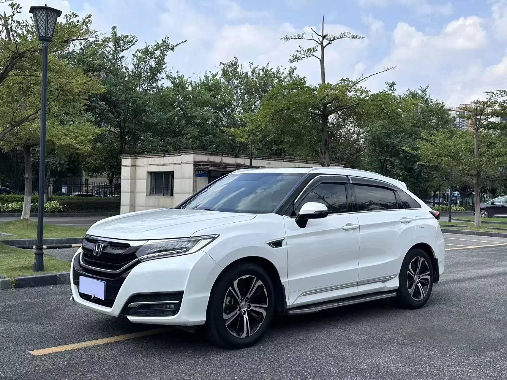 Honda UR-V