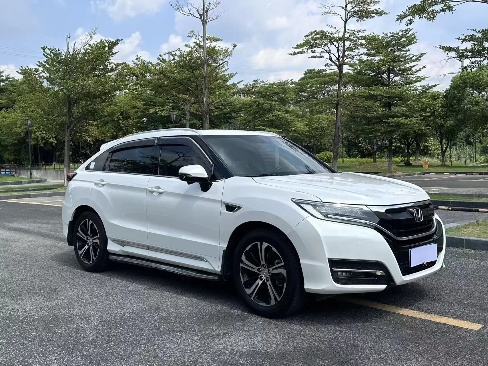 Honda UR-V