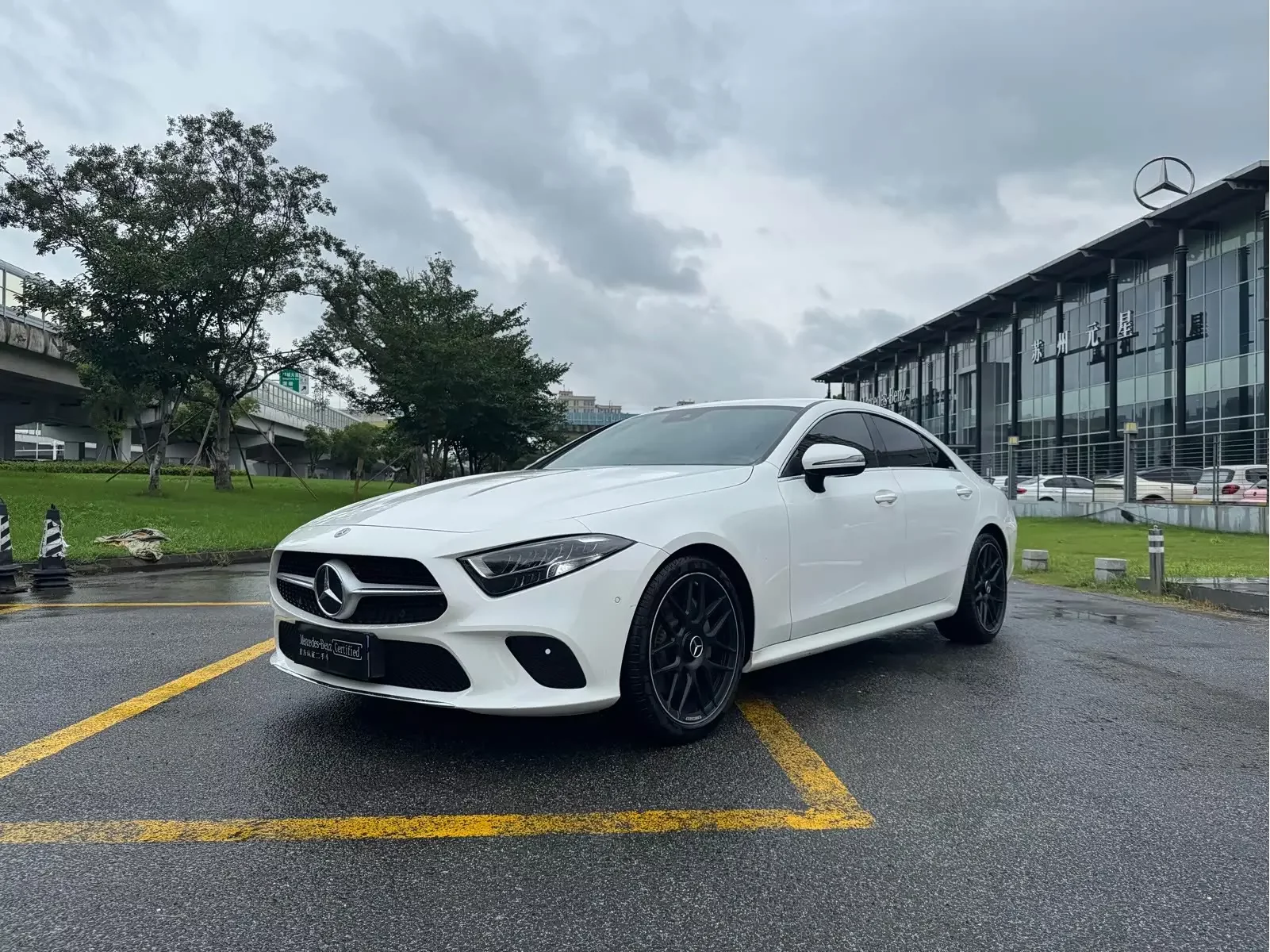 Mercedes-Benz CLS