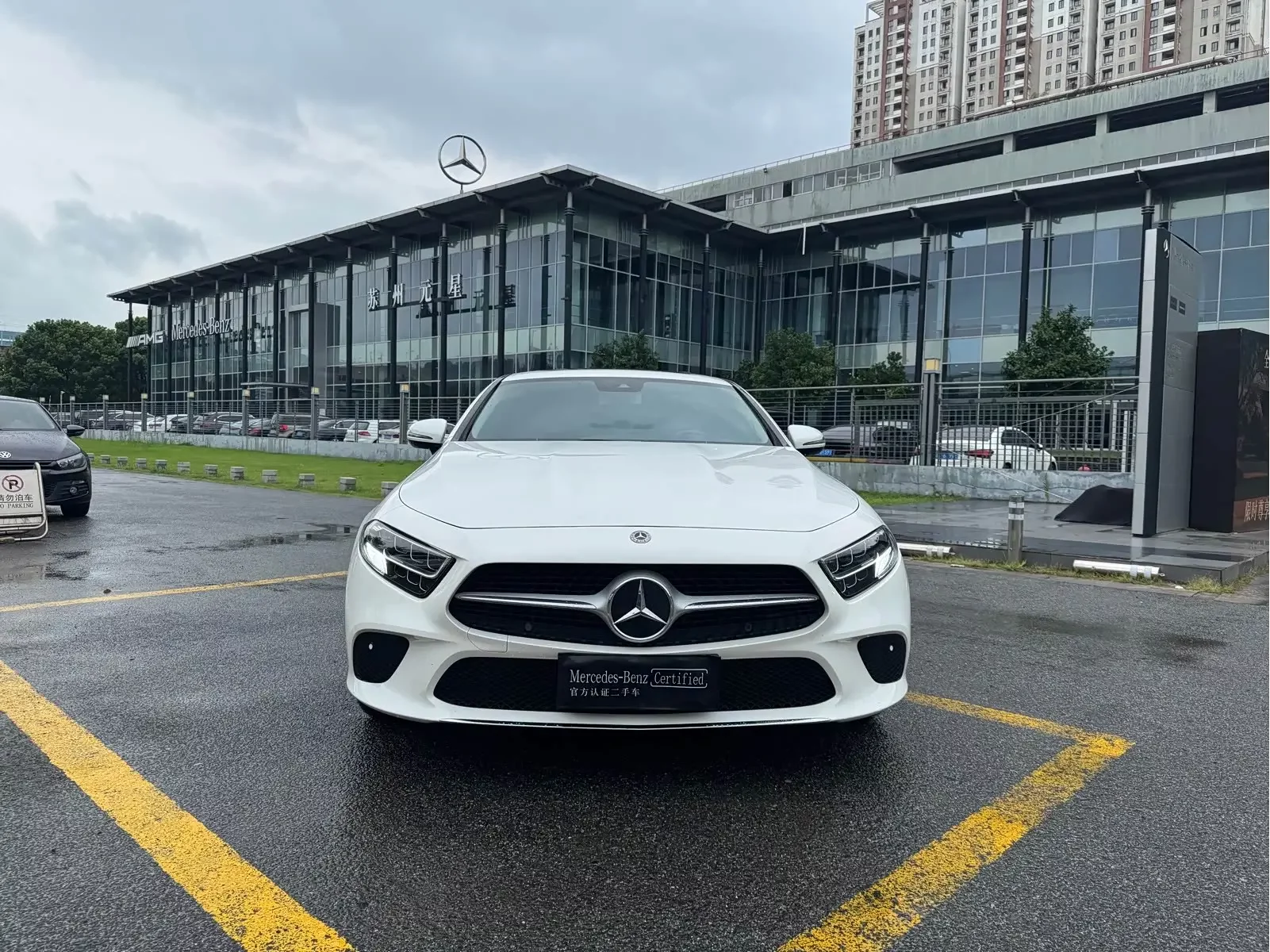 Mercedes-Benz CLS