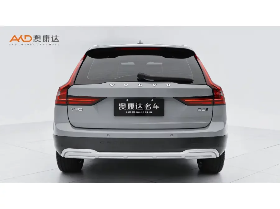 Volvo V90
