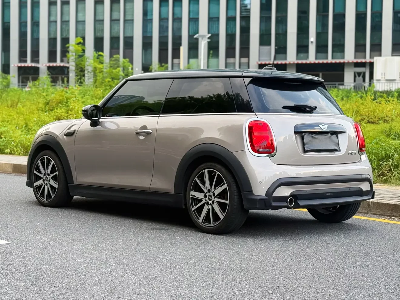 MINI MINI