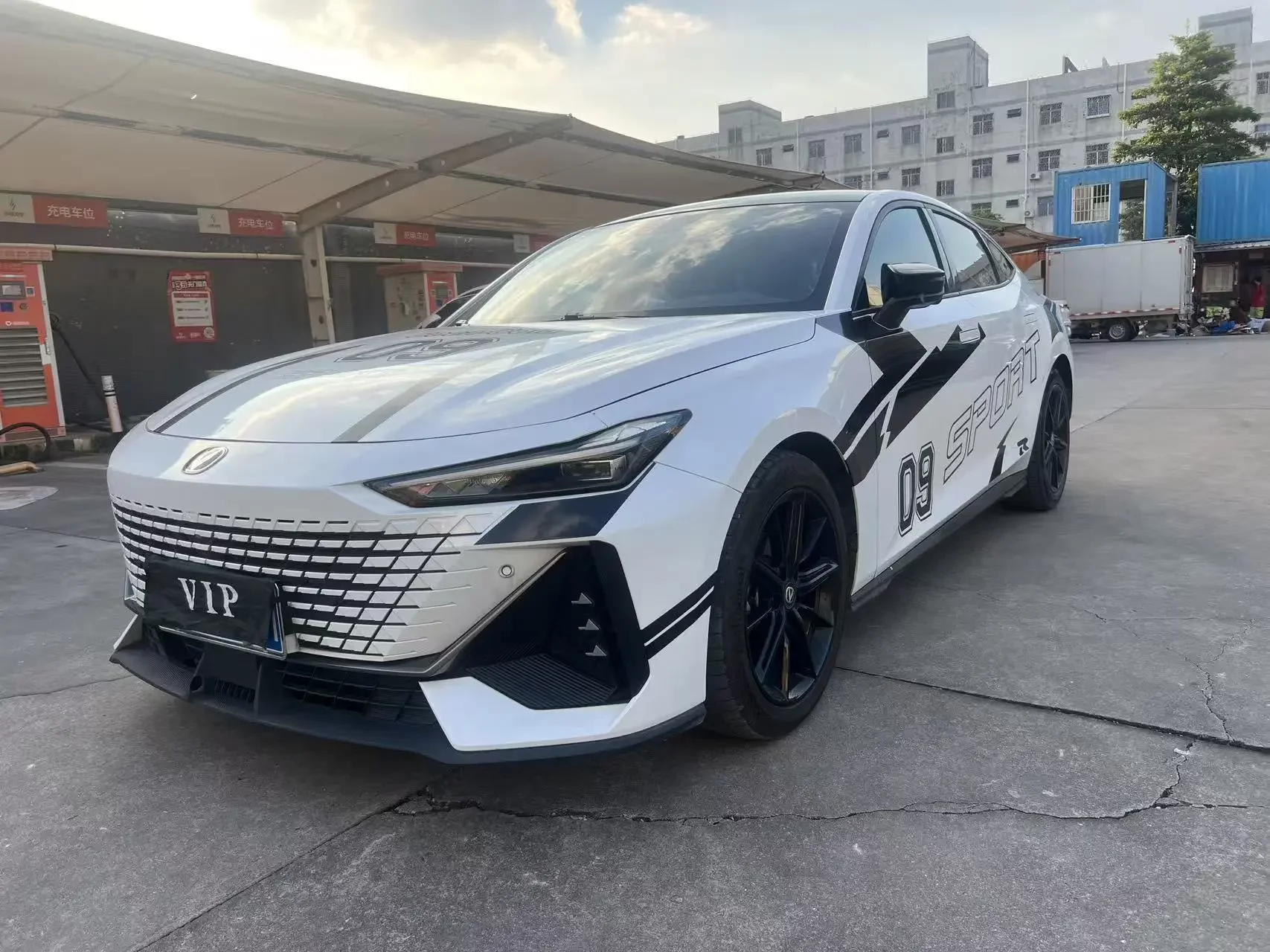 Changan UNI-V