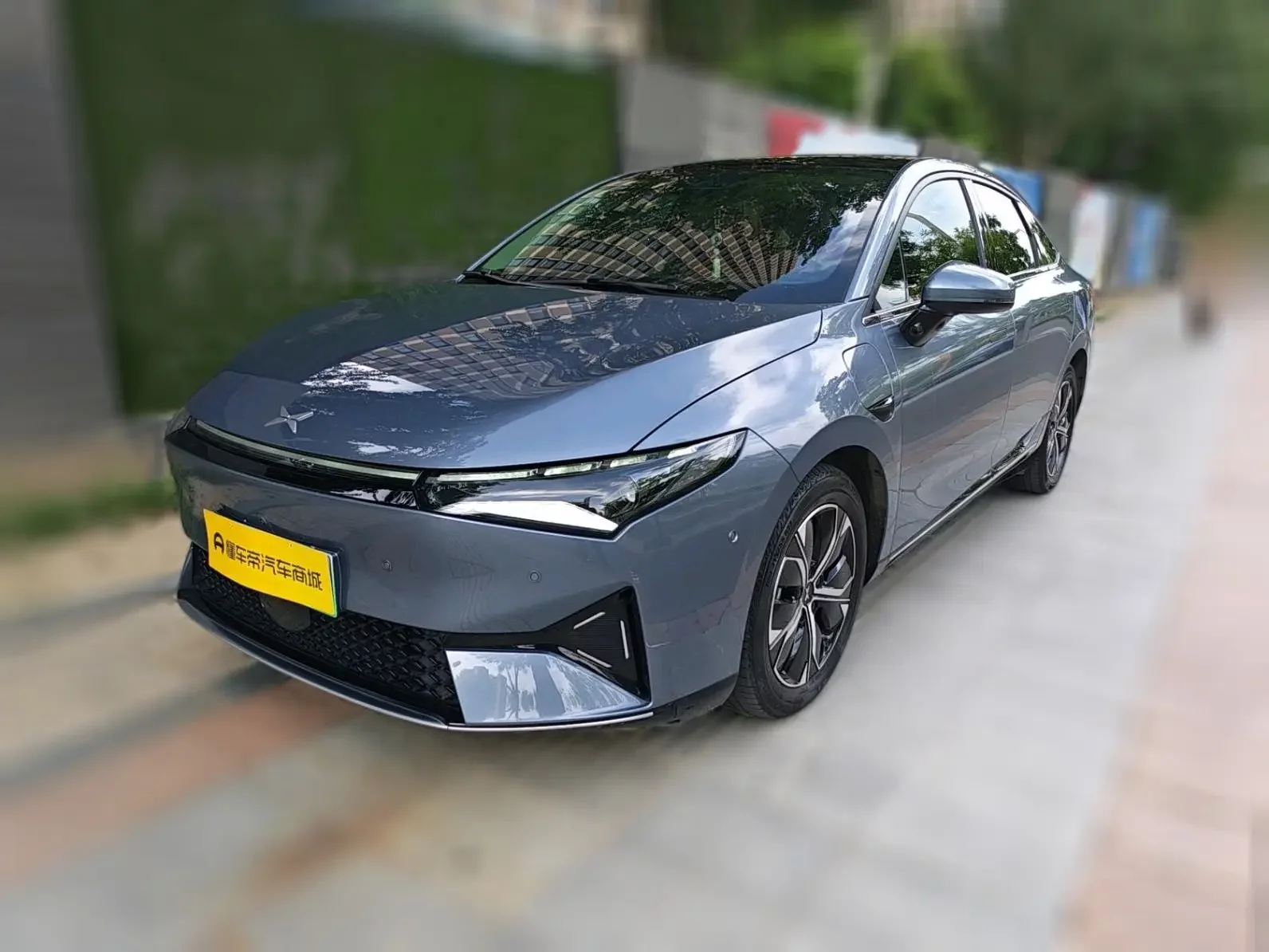 XPENG P5