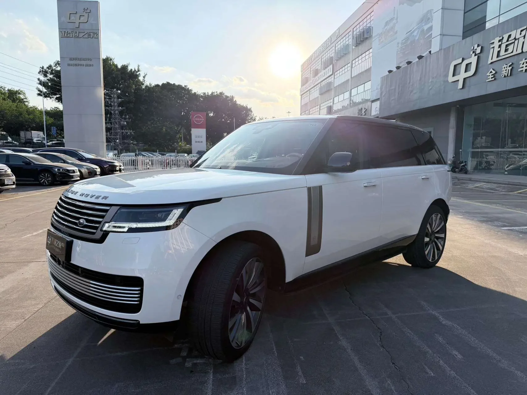 Land Rover range rover