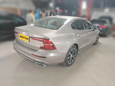 Volvo S60