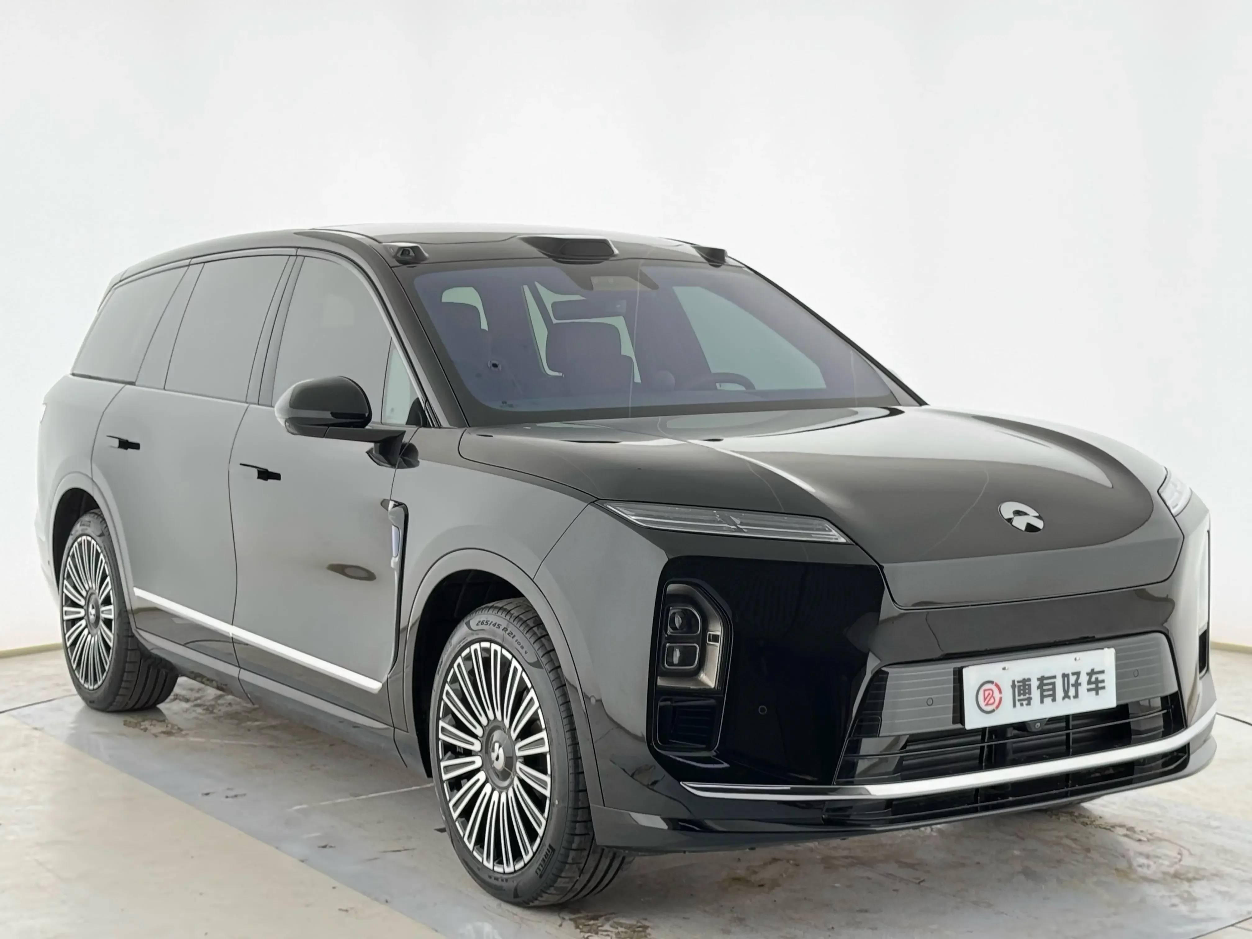 NIO ES8