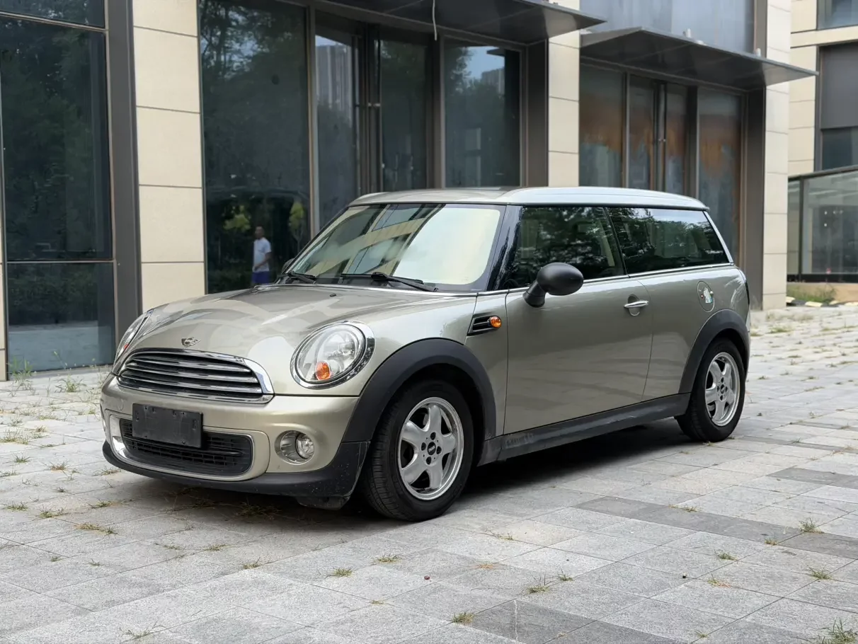 MINI CLUBMAN