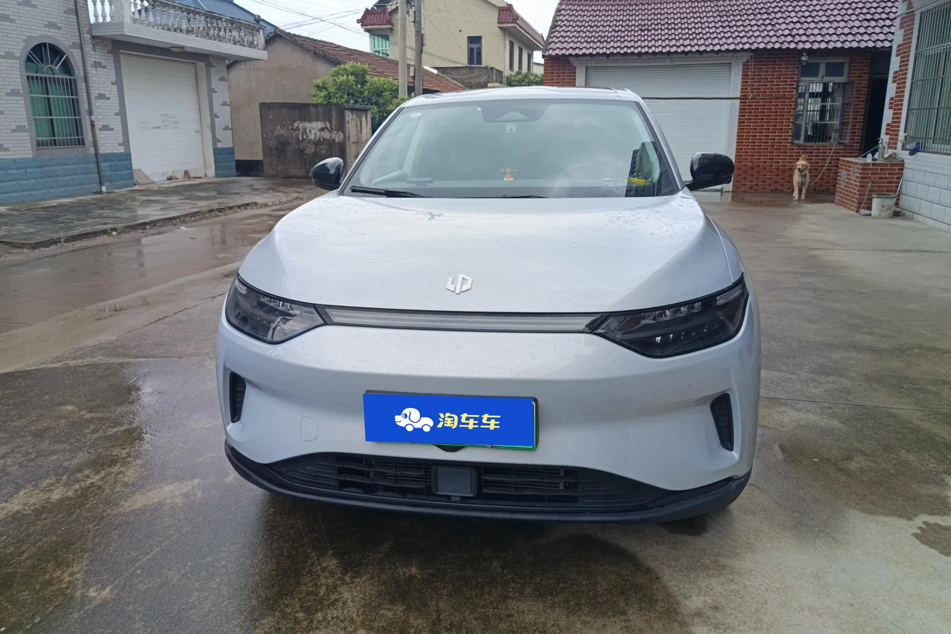 Leapmotor Zero running C11